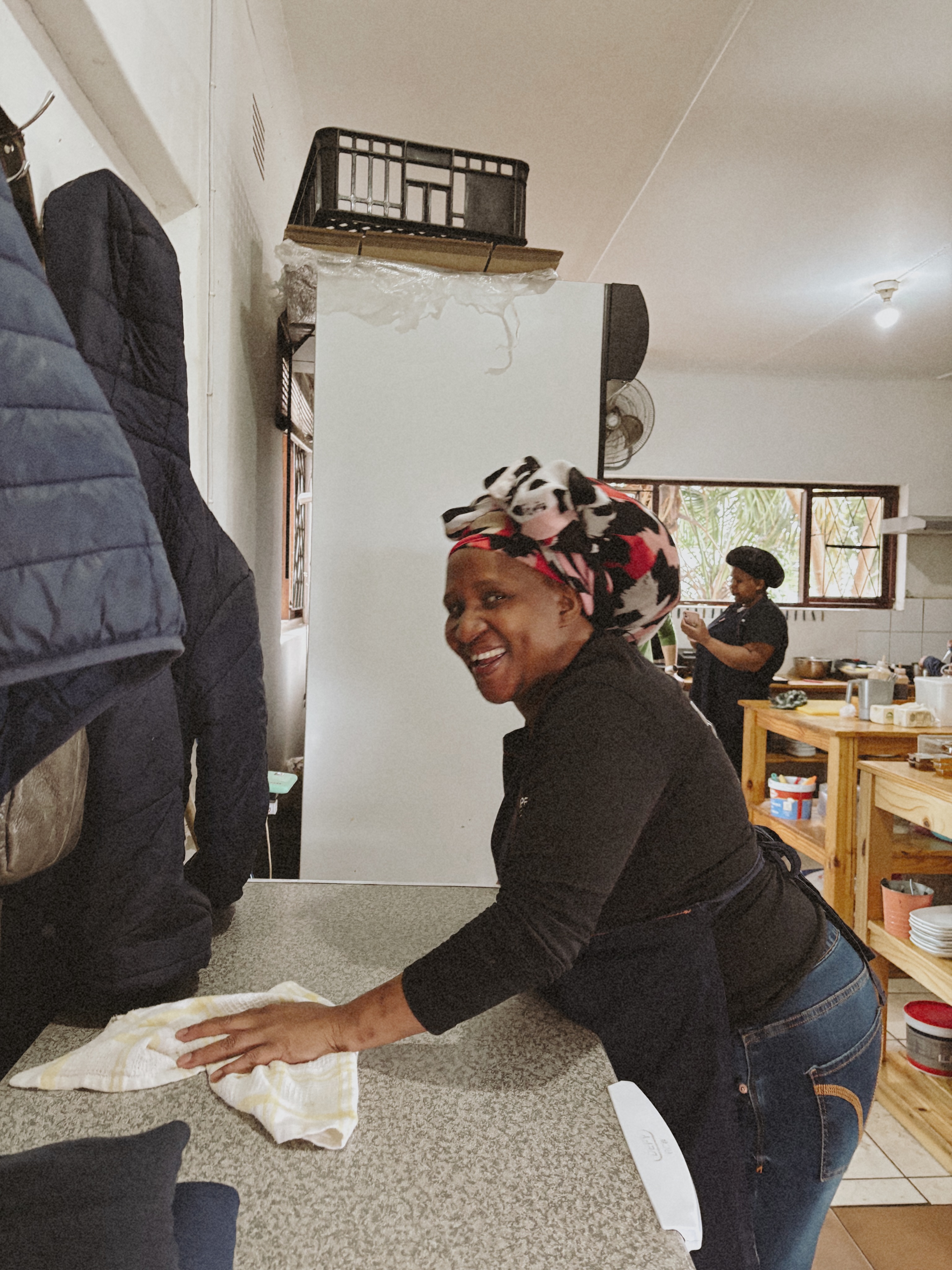 There’s something special about a team that finds joy in the little things. Their laughter fills our café, and we hope it brightens your day just as much as it brightens ours. ☕🤍