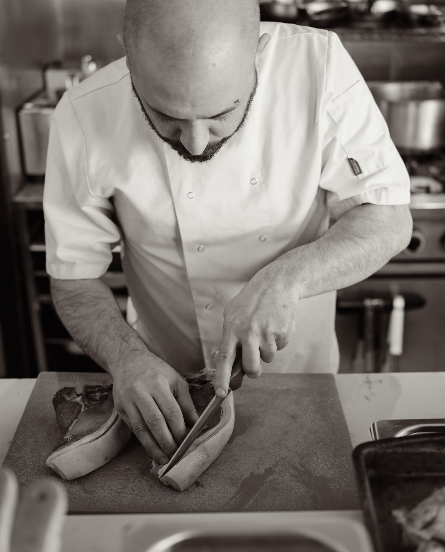 We’re back open tonight for dinner and we’ve got lots of beautiful new summer dishes for you try including:
Prosciutto and melon
Grilled sardines with chilli and parsley
Herb tortelli, broad beans and crispy prosciutto
Lobster tagliolini
Apricot and almond tart
Head on over to our website or check the highlights on our bio page for a peak at the full menu 👀✨
#londonfood #londoneats #italianinlondon