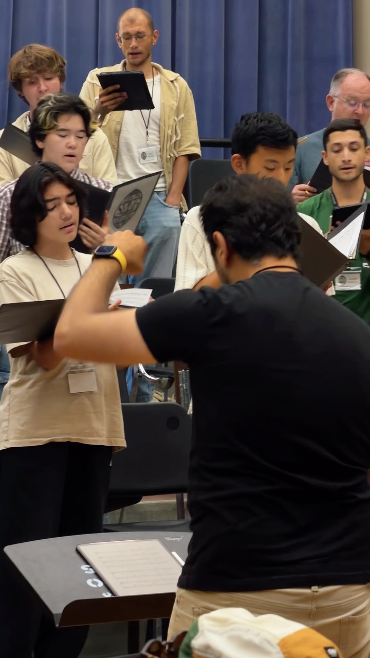 Join Us tonight for our Summer Choral Intensive Concert starting at 6pm! Tickets available in the link in bio :)
#sandiego #choralmusic #sandiegostateuniversity #sacraprofanasummerintensive
