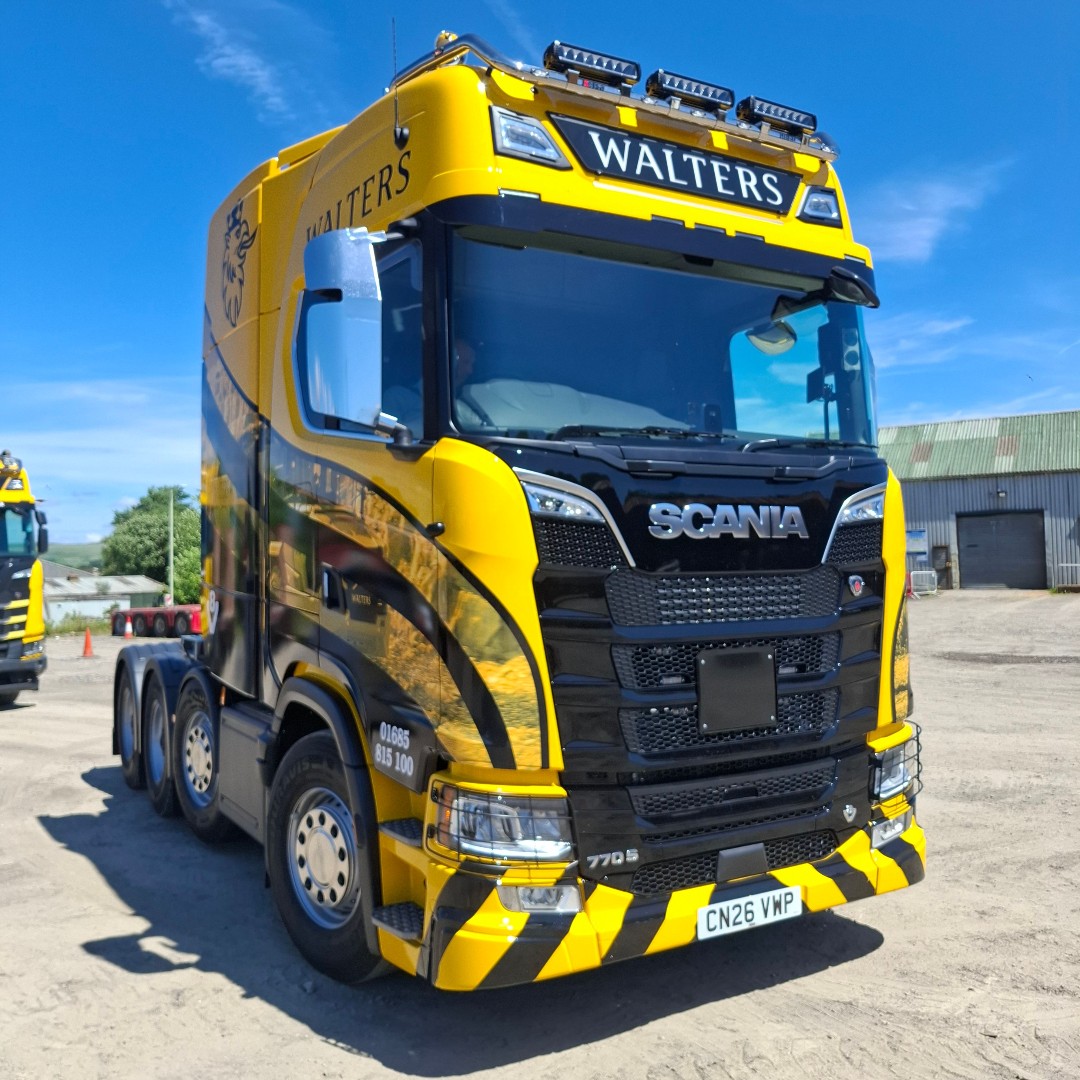 A Scania V8 with enough style to last a lifetime🔥🤩
This magnificent Scania S770 V8 LAXA Tractor unit has recently been supplied by Keltruck Account Manager, Richard Woodland to Walters Group.
Complete with spectacular livery and many extras, this unit is truly a special one.
Thank you to all the team at Walters Group for allowing us to supply this incredible unit.
#SuppliedByKeltruck #ScaniaV8
