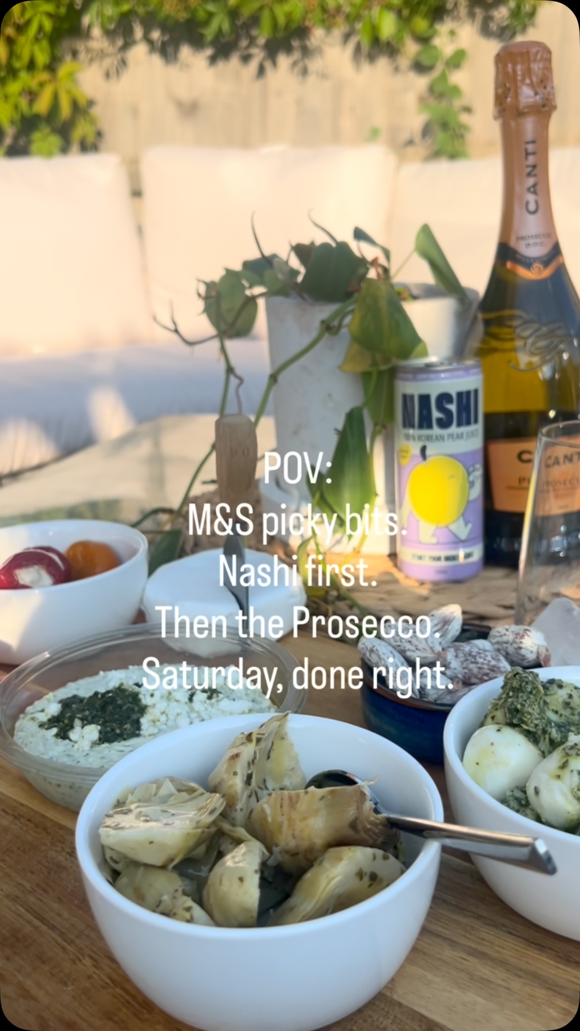 M&S picky bits, a chilled Nashi and (hopefully) an England win… what more could you want?
Thanks @nashipearjuice for sending these over for our next brunch - we couldn’t resist trying one first 🙊
#pickybits #marksandspencerfood #summernight #itscominghome