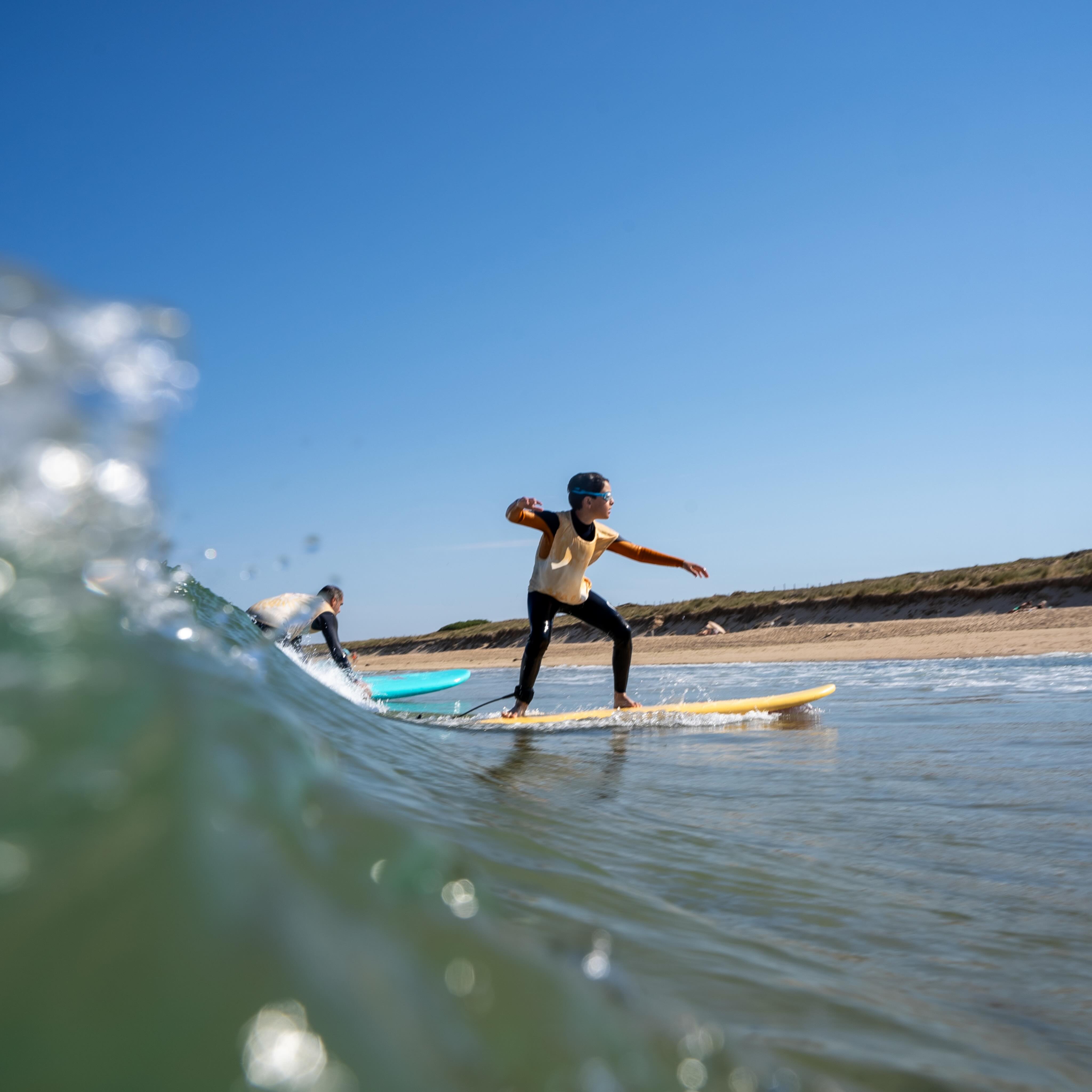 Une belle semaine de Surf qui s’achève ! Des conditions idéales pour se perfectionner, tant sur la planche qu’en snorkeling 🤿
Merci à tous pour cette semaine, vivement les prochaines 🔥
#surf #surfing #oleronsurf #oleron #surfschool