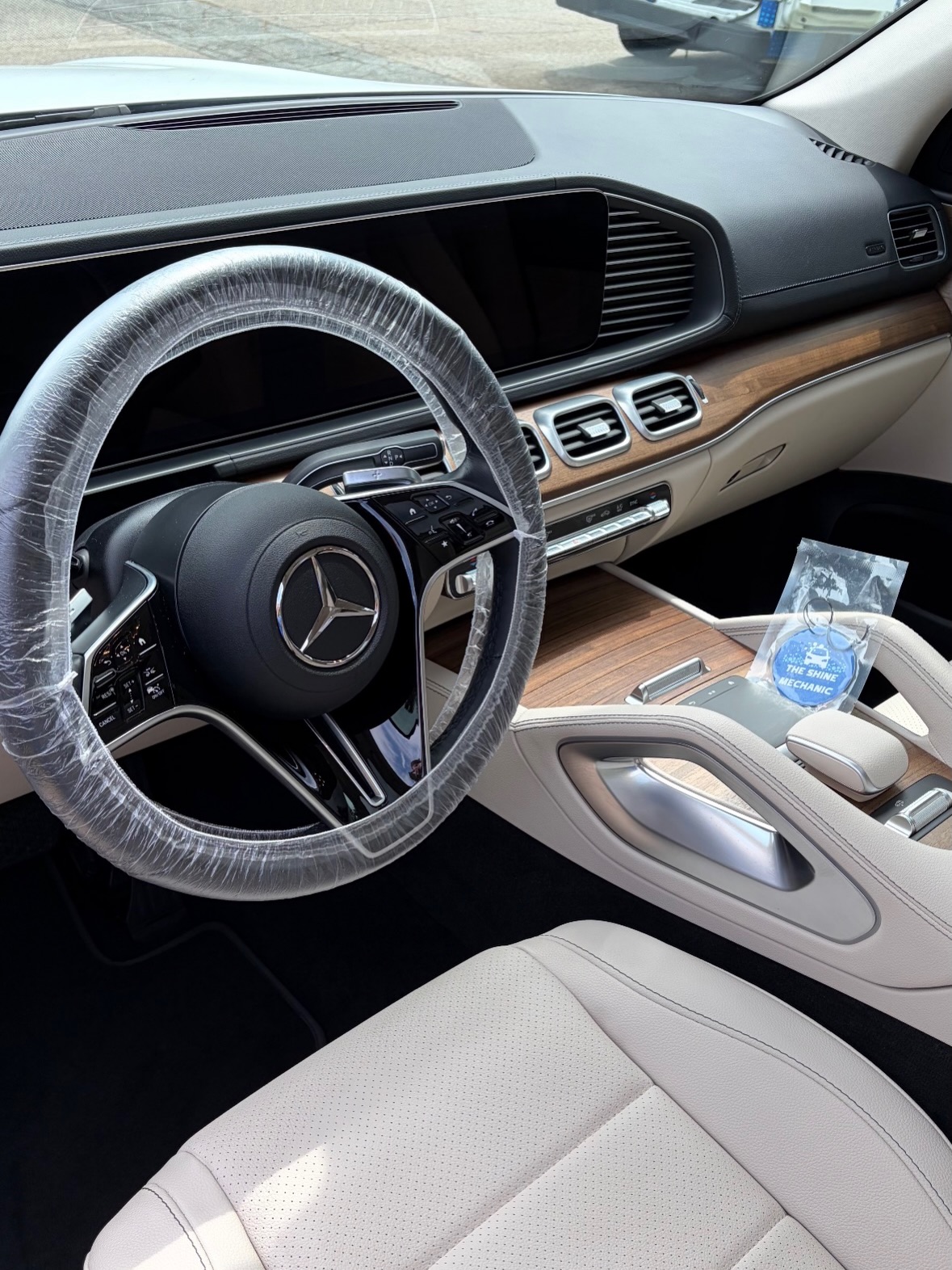 Mercedes-Benz GLS 450 Complete Reset 🫧☑️
✨ Premium Detailing. Proven Results.
At The Shine Mechanic, we don’t just clean cars, we restore brilliance, protect value, and deliver unmatched results every time. 🧼🚘
📍 Proudly serving all of Rhode Island, Massachusetts, and New Hampshire✅
📲 Book now via DM or link in bio!
🔧 Detail-driven. Customer-focused. Shine guaranteed.
#TheShineMechanic #RhodeIslandDetailing #RIMobileDetailing #ProvidenceRI #MassachusettsDetailing NewEnglandDetailing LuxuryDetailing CeramicCoating PaintCorrection InteriorDetailing MobileDetailingExperts ShowroomShine CarDetailingLife ProfessionalDetailers AutoSpa RhodeIslandCars CleanCarCulture ShinyCarsDaily CarCareExperts DetailersOfInstagram RhodeIslandSmallBusiness RIBusinesses NewEnglandCars RhodeIslandAuto LuxuryCars