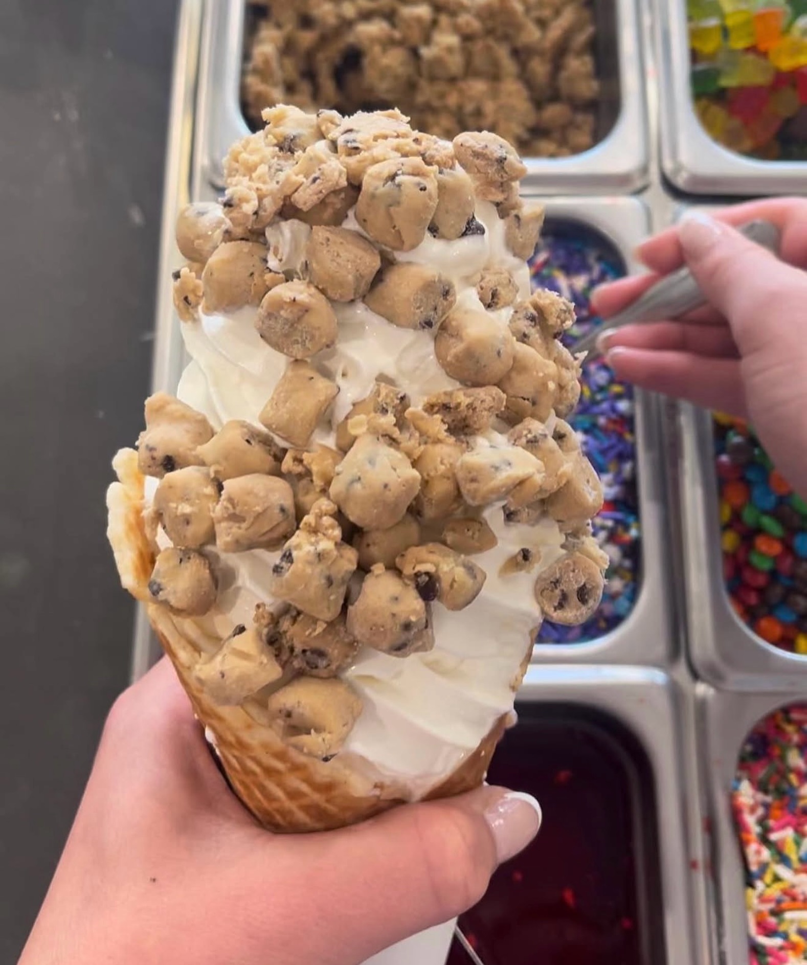 Have you eaten any homemade, small batch ice cream this week? We DOUGH not know what you are waiting for- get in here already! 💓🍦💓
Scoops Include:
Key Lime Pie
Milk N Cookies
Cotton Candy
Black Raspberry Choc Chunk
Grandma’s Strawberry Shortcake
Root Beer Float
Pink Lemonade Sorbet
Vegan Chocolate
Hudson Coffee Crunch
Toasted Coconut
Mint Choc Chunk
Cookies N Cream
Brown Sugar Cookie Dough
Good Ole Fashioned Chocolate
Tahitian Vanilla
Bourbon Chocolate Chunk
Strawberry
Peanutbutterpalooza
Come see us from 11am -10pm in North Brunswick (224 Grand Ave). Middletown (1500 Route 35), Fair Haven (586 River Road) , Atlantic Highlands (84 First Ave), Tinton Falls (1201 Sycamore Ave) and Long Branch (444 Ocean Ave).
#nicholascreamery #icecreamlover #icecream