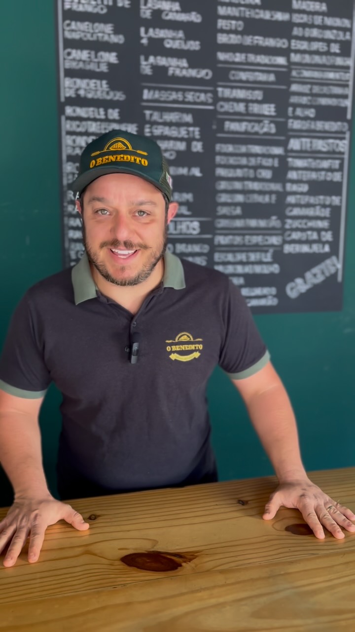 As férias escolares chegaram e, com elas, a oportunidade perfeita para aproveitar mais tempo em família.
E para que você passe menos tempo na cozinha e mais tempo criando boas memórias, conte com a praticidade das nossas massas, molhos e pratos prontos.
É só escolher os seus favoritos, levar para casa e transformar qualquer refeição em um momento especial. Passe em nossa loja ou faça seu pedido e aproveite as férias com muito mais sabor e praticidade!
Faça seu pedido ou venha nos fazer uma visita.
