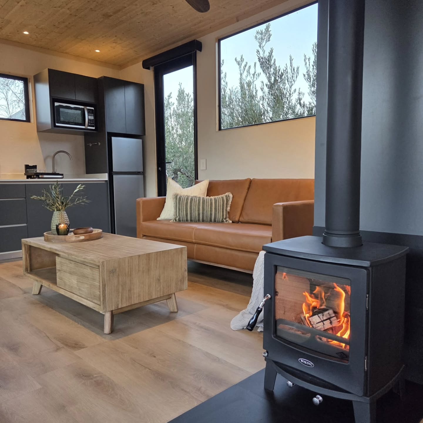 Luxury isn't about excess.
It's the warmth of a fire on a winter evening. Soft robes waiting after a hot shower. A well-equipped kitchen for slow breakfasts and shared dinners.
Thoughtful details that help you feel completely at home.
#kleinnektar
#cabinfever
#FarmStaySA
#RobertsonWineValley
#OffGridEscape