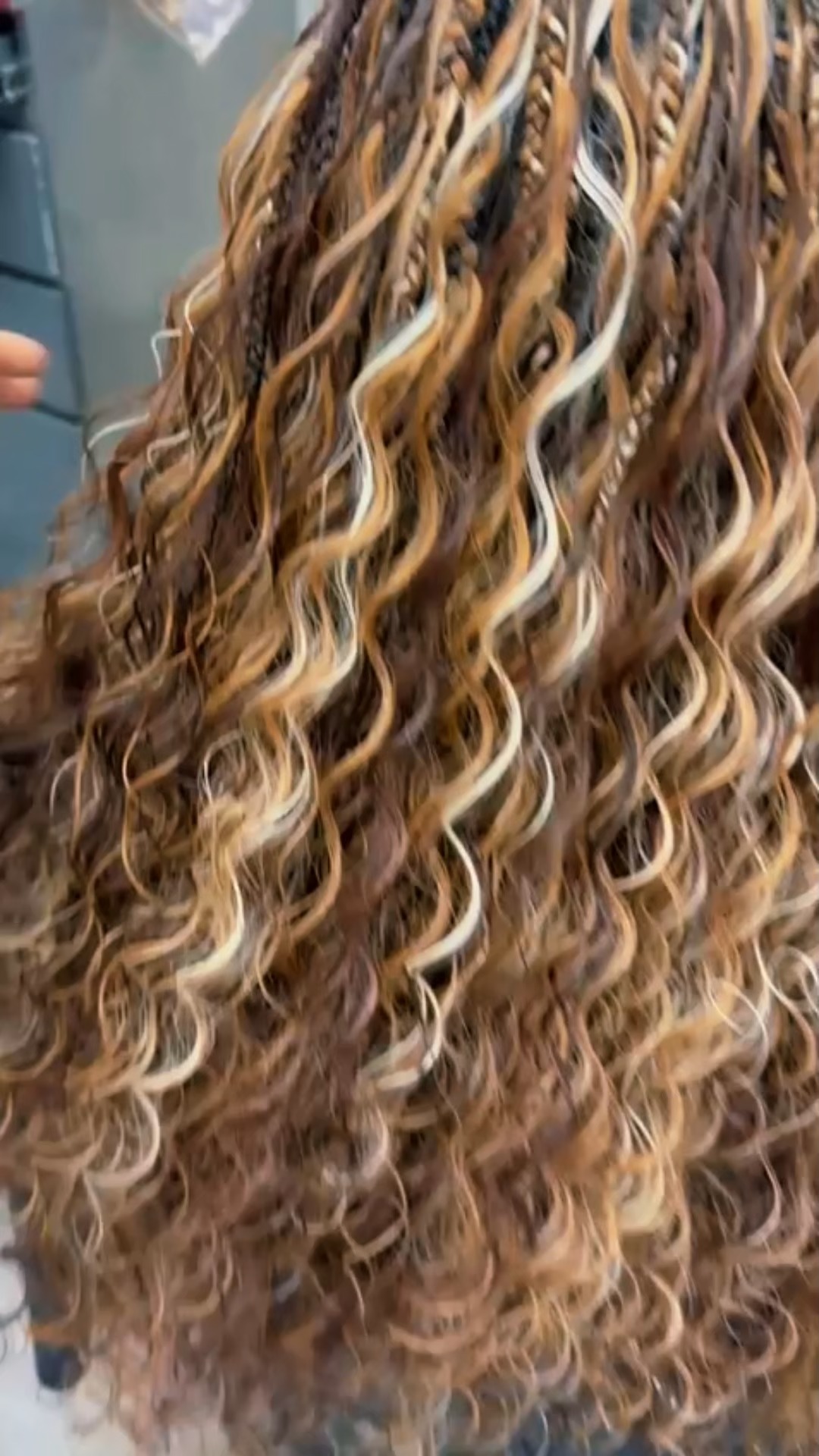 The best hairstyles don't just change your look they change how you feel.
Whether you're choosing braids, twists, locks, or a custom install, every style is designed to protect your natural hair while giving you a polished, long-lasting finish. It's all about creating a look that fits your lifestyle and gives you the confidence to wear it every day.
Your next favorite hairstyle starts here.
#SunuHair #ProtectiveStyles #HairTransformation #BraidedBeauty #HealthyHairJourney #NaturalHairCare #HairGoals #LuxuryHair #ConfidenceStartsHere #HairInspiration