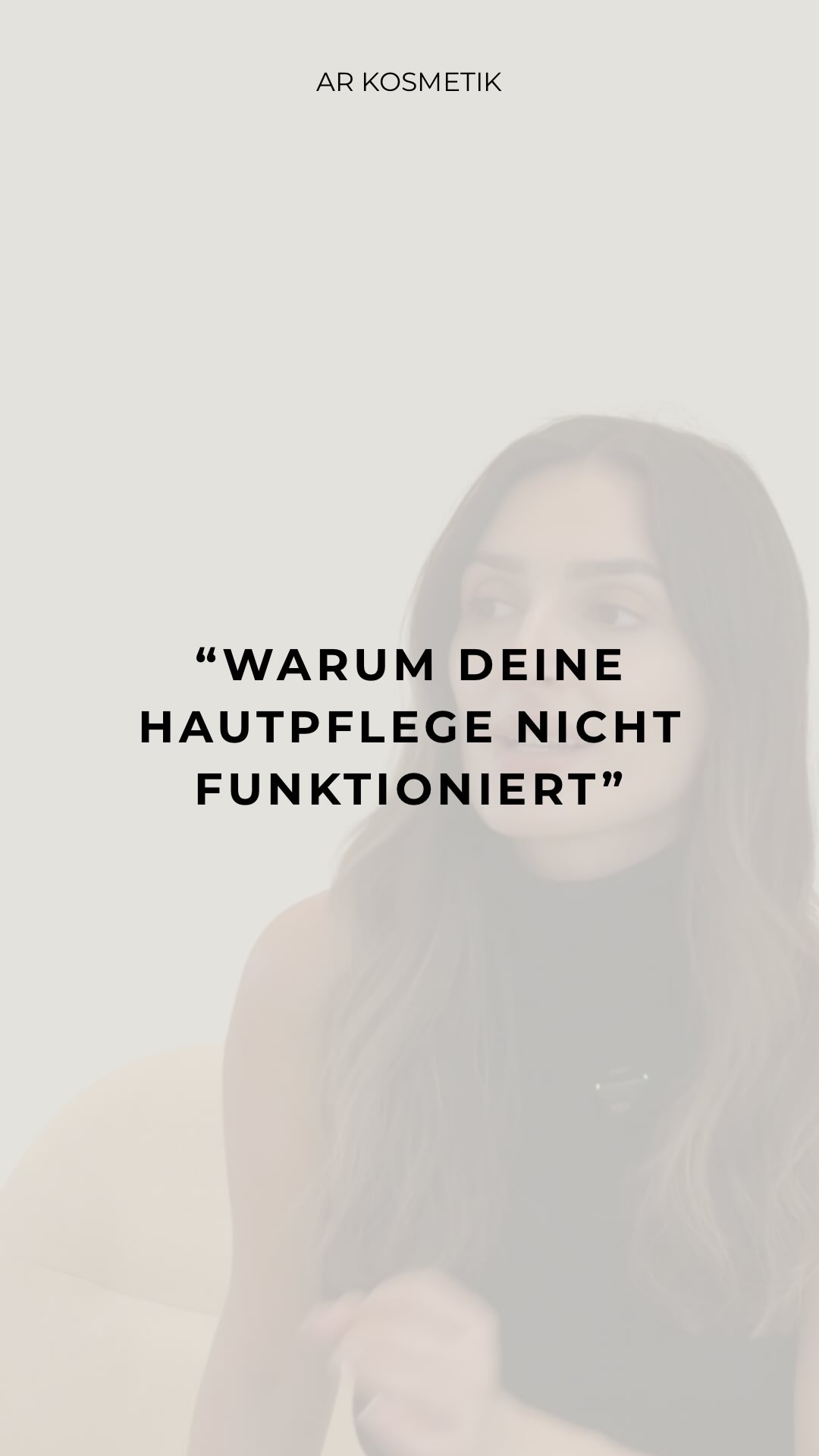 Du kaufst Produkte. Du pflegst morgens und abends. Du gibst dir Mühe.
Und trotzdem schaust du jeden Morgen in den Spiegel und fragst dich: Warum verändert sich meine Haut einfach nicht?
Die Wahrheit ist: Nicht deine Disziplin ist das Problem.
Das Problem ist, dass die meisten ihre Haut nach dem behandeln, was sie sehen - Rötungen, Pickel oder Pigmentflecken - ohne zu verstehen, warum diese überhaupt entstehen.
Doch genau dort beginnt erfolgreiche Hautverbesserung.
Denn Hautpflege funktioniert nicht nach Trends, Social Media-Empfehlungen oder dem neuesten Hype. Sie funktioniert nach biologischen Prozessen.
Erst wenn du weißt, was in deiner Haut passiert, kannst du die Ursachen gezielt behandeln - statt immer nur die Symptome.
Deshalb beginnt bei uns keine Hautreise mit einem Produkt, sondern mit einer fundierten Hautanalyse.
Keine Vermutungen. Kein Ausprobieren. Kein Zufallsprinzip.
Sondern ein individueller Behandlungsplan, der auf dem basiert, was deine Haut wirklich braucht.
Denn schöne Haut ist kein Zufall. Sie ist das Ergebnis der richtigen Strategie.
#Hautexpertin #kosmetikstudiomünchen #hautanalyse