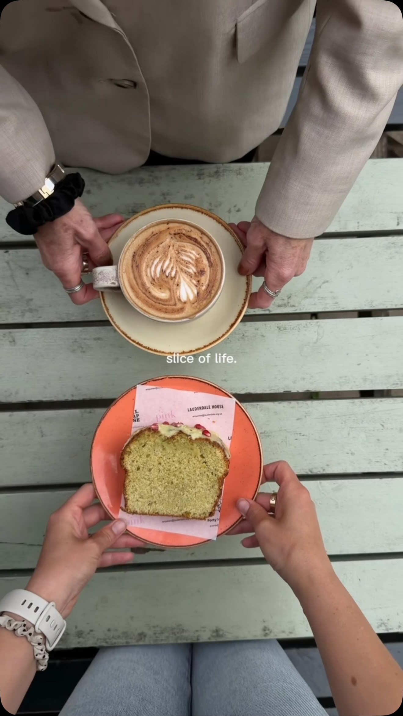 A little slice of life… 🍰💗
Or in our case, a slice of homemade carrot cake, zingy orange cake, pistachio & pomegranate, sticky stem ginger…the list goes on.
Every cake you see is baked fresh in our kitchens by our talented chefs, ready to be enjoyed with your favourite coffee in one of our beautiful cafés.
The hardest part? Choosing just one.
#northlondon #northlondonfood #londoncafe #homemade #cakeslice