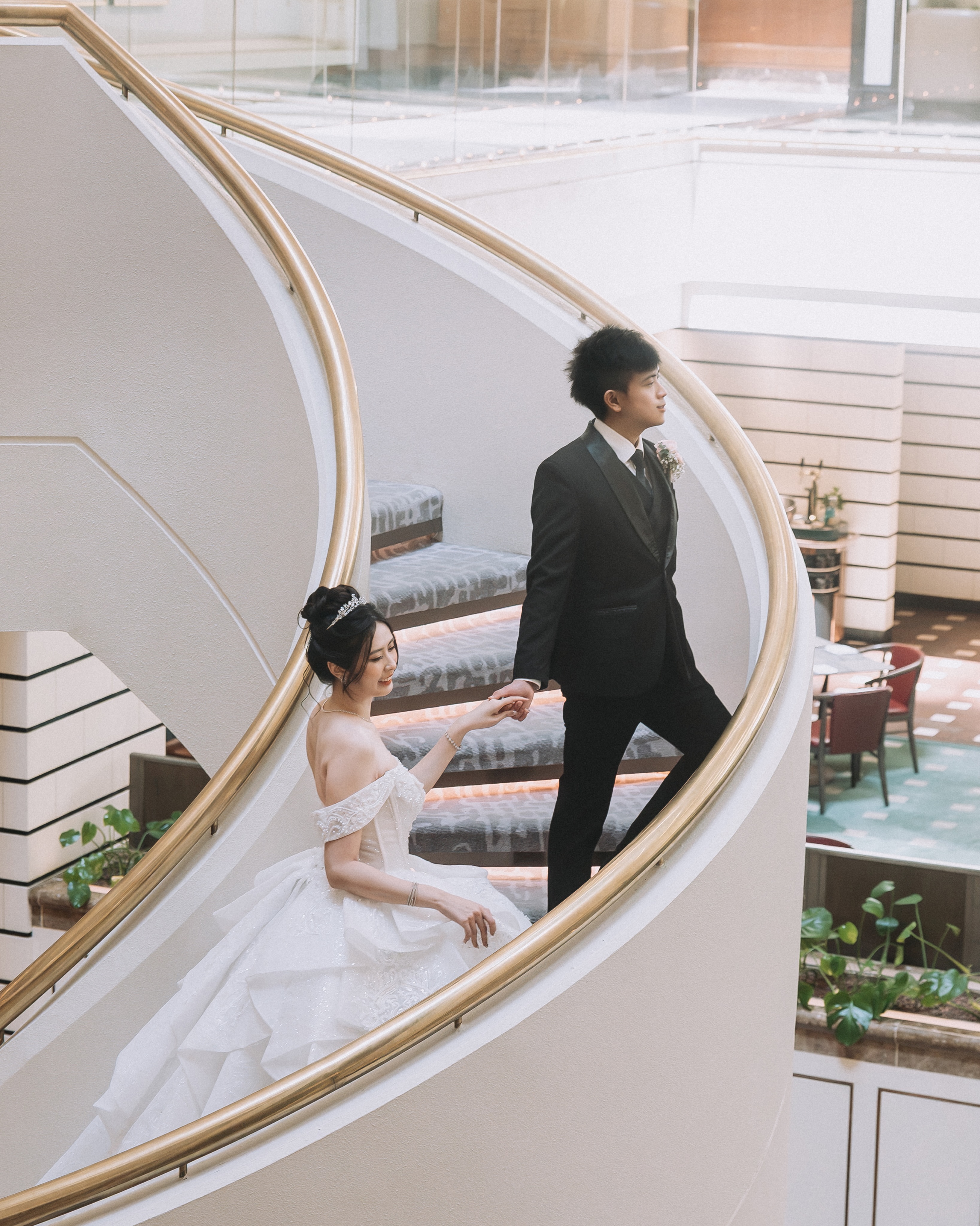 Celebrating the wedding of Martin & Pamela.
Cheers to new beginnings, endless adventures, and a lifetime of choosing each other. 🫶🏼
•
pg / @freddywongphotography
vg / @keisswed
venue / @conradsingaporeorchard