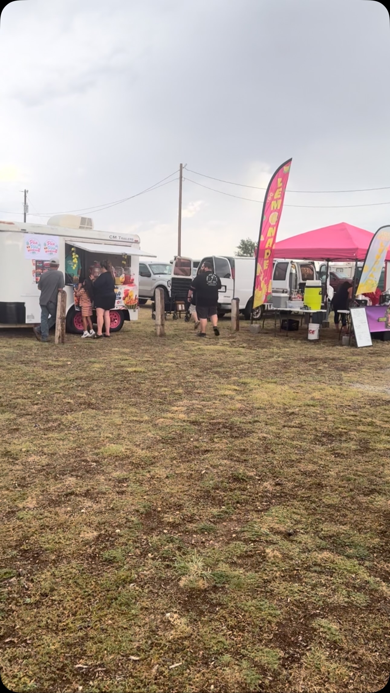 Such an awesome time @lubbockdragway yesterday! The rain was a minor setback, but definitely didn’t stop us! @amy__elmore and @slkoepp and their crew made quick work of getting the track dry and race ready. This was the biggest event in 2 years out there and it did not disappoint! Stands were full and lots of awesome cars and fast trucks! Shad, Amy, Steven and numerous others have put in a ton of work improving and upgrading the track and facilities making this possible. It’s only going to keep getting bigger and better. Thanks for the invite, we can’t wait to do it again!
#gainiaclbk #teamgainiac #community #gainiacarmy #gainiacnation