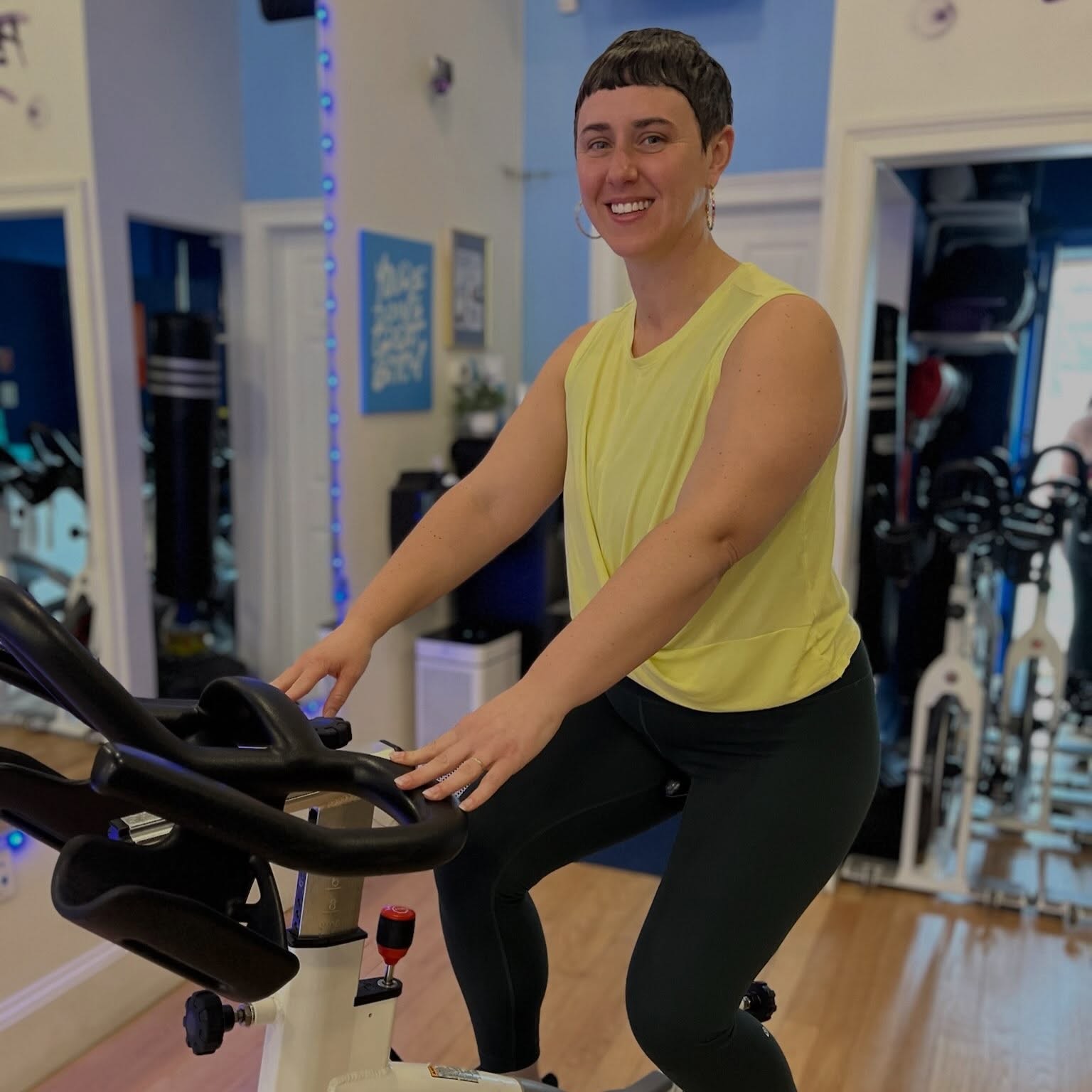 Sub alert!!!🚨🚨
Krysten is going to be subbing ignite THIS Friday at 5:30pm!!! And there are 2 spots left!!!!🎉🎉
DM us or sign up through the Mindbody app before those last couple spots get snatched up!
#bostonfitness #bostonblogger #savinhill #fitnessstudioboston #summer