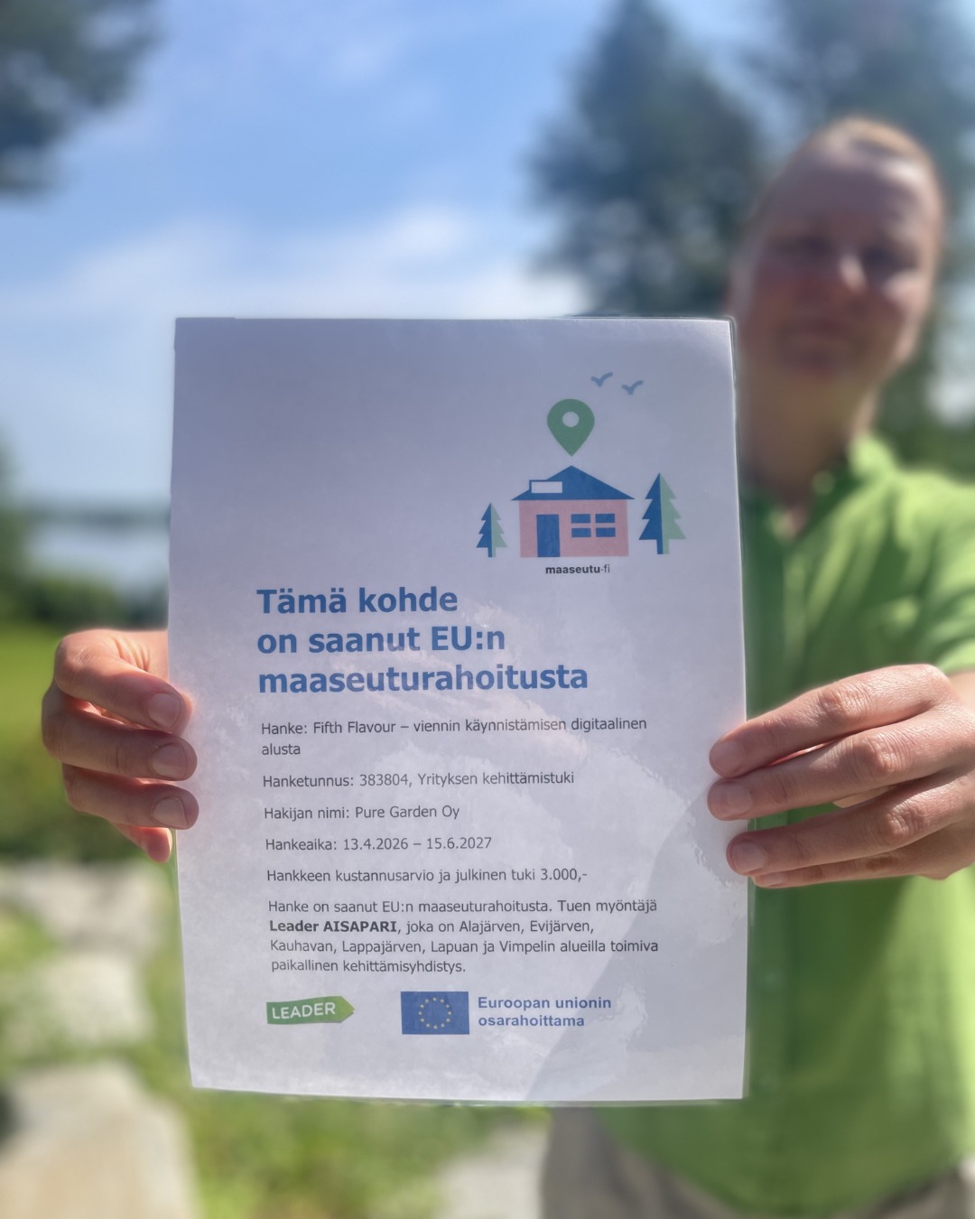 Hankkeessa rakennetaan yritykselle vientiä mahdollistava digitaalinen alusta sekä
luodaan valmiudet kansainväliseen B2B- ja foodservice-liiketoimintaan. Tarve on
tunnistettu eurooppalaisilla markkinoilla, joissa musta valkosipuli herättää suurta
kiinnostusta, mutta tuotteesta ja sen taustasta on saatavilla rajallisesti tietoa.
Hankkeessa kehitetään monikielinen, kansainvälisiä ammattiasiakkaita palveleva
verkkosivusto, joka toimii keskitettynä tietopankkina tuotteiden alkuperästä,
laadusta, käytöstä ja kaupallisista toimintamalleista. Samanaikaisesti aloitetaan
vientiä tukeva digitaalinen ja strateginen perusta, jossa muodostetaan
tilannekuva kansainvälisistä markkinoista.❤️