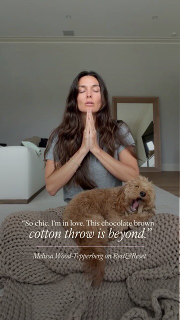 “So chic, I’m in love.”
- Melissa Wood-Tepperberg on Rest&Reset
Such a special moment seeing our client @restandresethome Still Throw Blanket featured by @melissawoodtepperberg this week.
