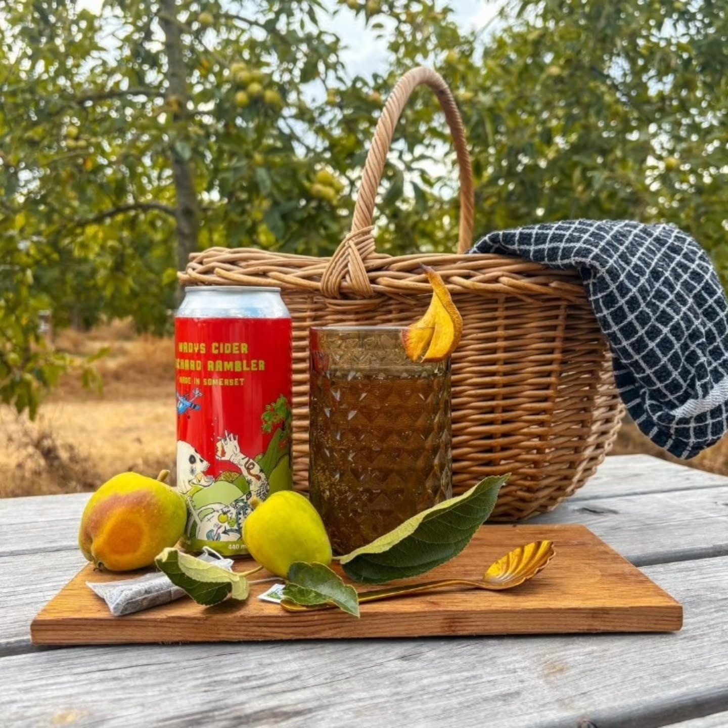 The Orchard Iced Tea ... My pear & elderflower infused cider, inspired by sitting beneath the apple trees at @wadyscider orchard & tap room.
It's become one of our favourite places to escape to on a warm summer afternoon. Sitting amongst the apple trees with a chilled drink in hand, listening to the bees drift lazily through the orchard, you can't help but slow down.
This year, Wady's created their own summer cider cocktail, and it got me thinking...
Could I create one of my own? Better yet... could I create it right there in the orchard?
I've become a little obsessed with infusing flavoured teas into my recipes, so my mind immediately wandered to a box of pear & elderflower tea tucked away in the larder.
A fragrant pear & elderflower tea, paired with Orchard Rambler cider, plenty of ice and a squeeze of fresh lemon ... I could almost taste it before I'd even made it.
So I brewed the tea, packed everything into a basket, and headed back beneath the apple trees to see if my idea really worked ... I think it just might become my drink of the summer 💛
The full Orchard Iced Tea recipe can be found in the new Nature's Larder section of my website (Website link in bio) x
#natureslarder #tea #cider #recipecreator #foodblogger