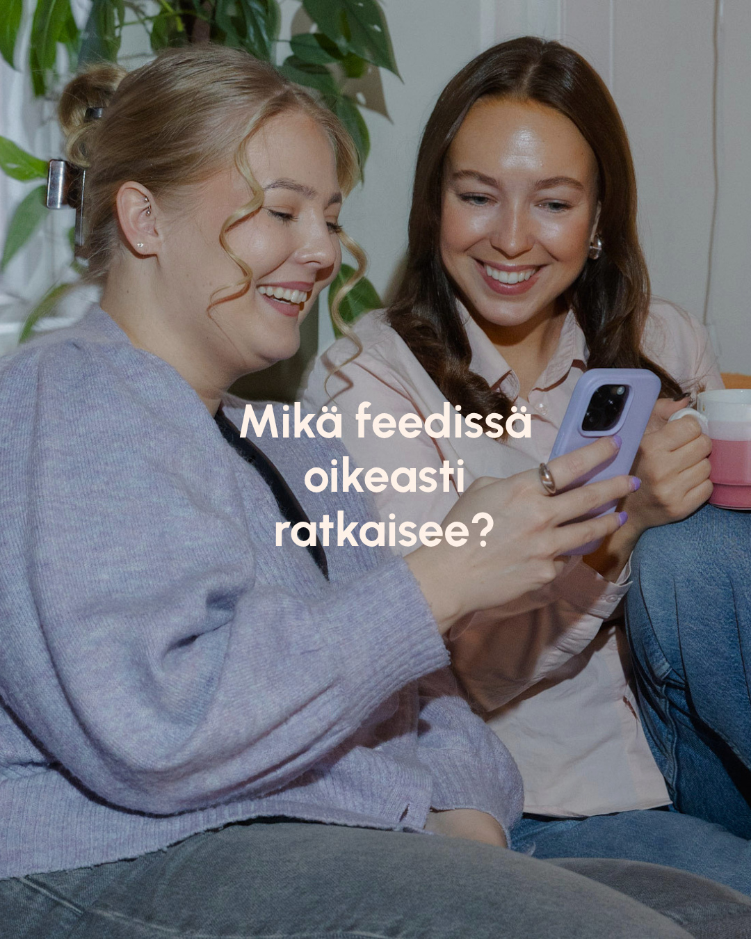 Täydellinen feedi näyttää hyvältä, mutta sitouttaako se? 👀
Vielä muutama vuosi sitten feedin piti näyttää ihan viimesen päälle hiotulta. Värit suunniteltiin tarkkaan ja jokaisen julkaisun piti sopii kokonaisuuteen.
Nyt huomio ei välttämättä enää pysähdy täydelliseen feediin vaan sisältöön, joka herättää tunteita ja tuo arvoa katsojalle.
✨ Uskalla kokeilla
🤭 Yllätä seuraajasi
❤️ Herätä tunteita
🤝 Luo keskustelua
Mitä mieltä sä oot? Kiinnitätkö enemmän huomiota viimeisen päälle hiottuun vai aitoon ja persoonalliseen feediin? 👇
#somemarkkinointi #markkinointi