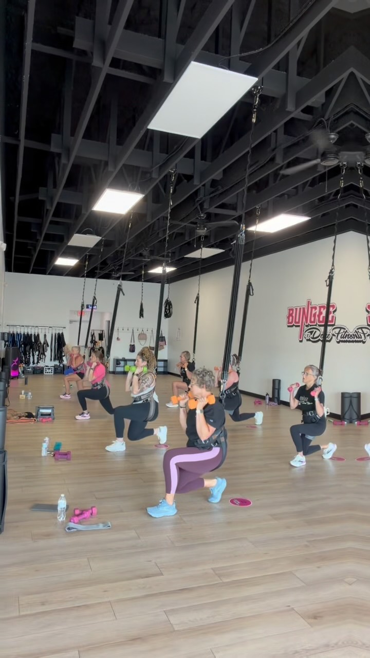 Join us this weekend! Classes open for newbies and seasoned bungee babes all weekend long!!⭐️