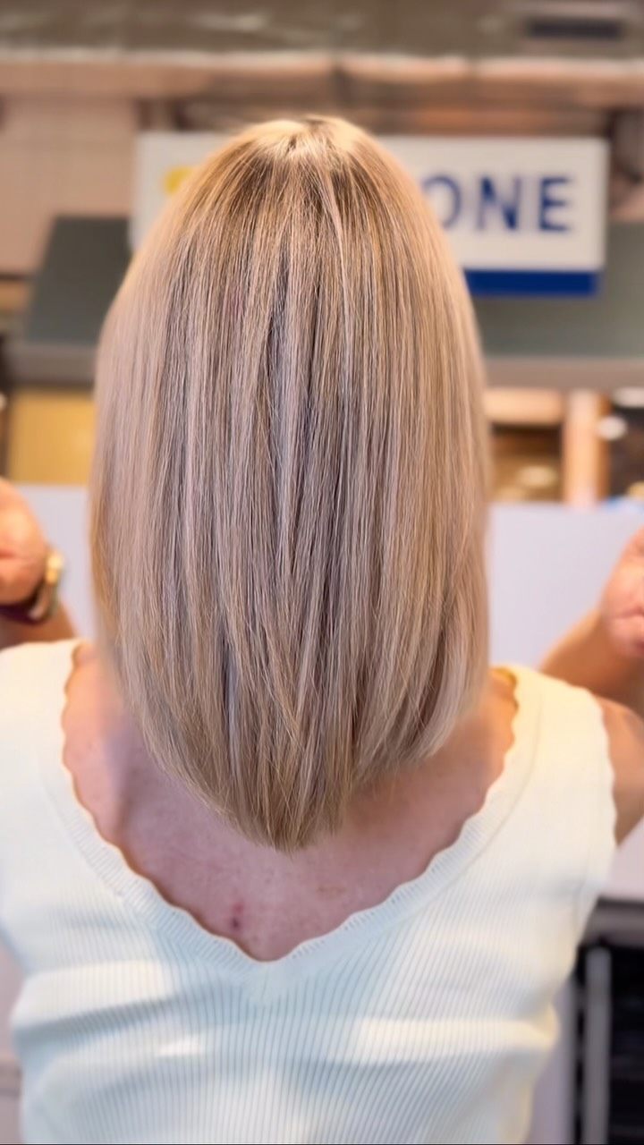 💇🏼♀️Des prestations personnalisées, des produits de qualité et un résultat à la hauteur de vos attentes.
📲 Prenez rendez-vous dès aujourd’hui et vivez une expérience beauté unique.
10 salons de beauté au Luxembourg… il y en a forcément un près de chez vous ! ✨
#luxembourg #salondecoiffure #balayage #hairbotox #coiffure