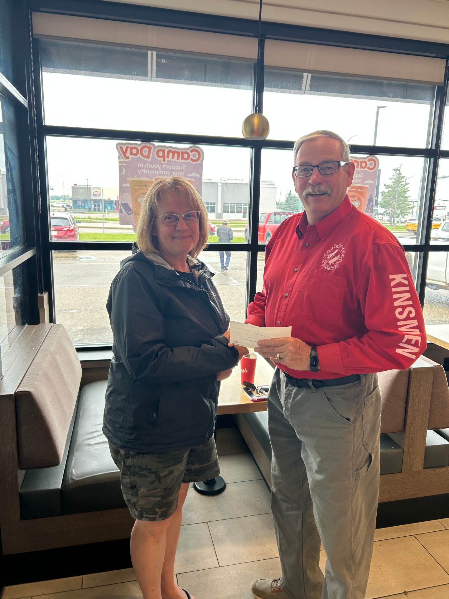 Kin Ed recently made a donation to the 4H Beef Committee, another hardworking group that helps make our community such a great place to live.
We’re proud to support local organizations that invest their time and energy into building strong kids, strong families, and a stronger community.
As always, a heartfelt thank you to everyone who supports the Stony Plain Kinsmen. Your generosity and involvement make it possible for us to give back through donations like this!
Stony Plain Non-Profit | Stony Plain Kinsmen
#StonyPlainKinsmen #CommunitySupport #4HBeefCommittee #ServingTheCommunitysGreatestNeed #StonyPlain #ParklandCounty