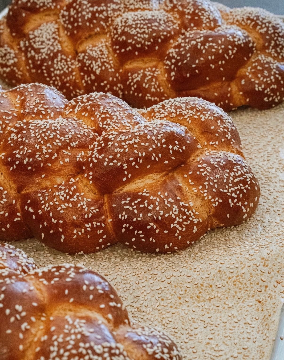 Our bread, your moment.