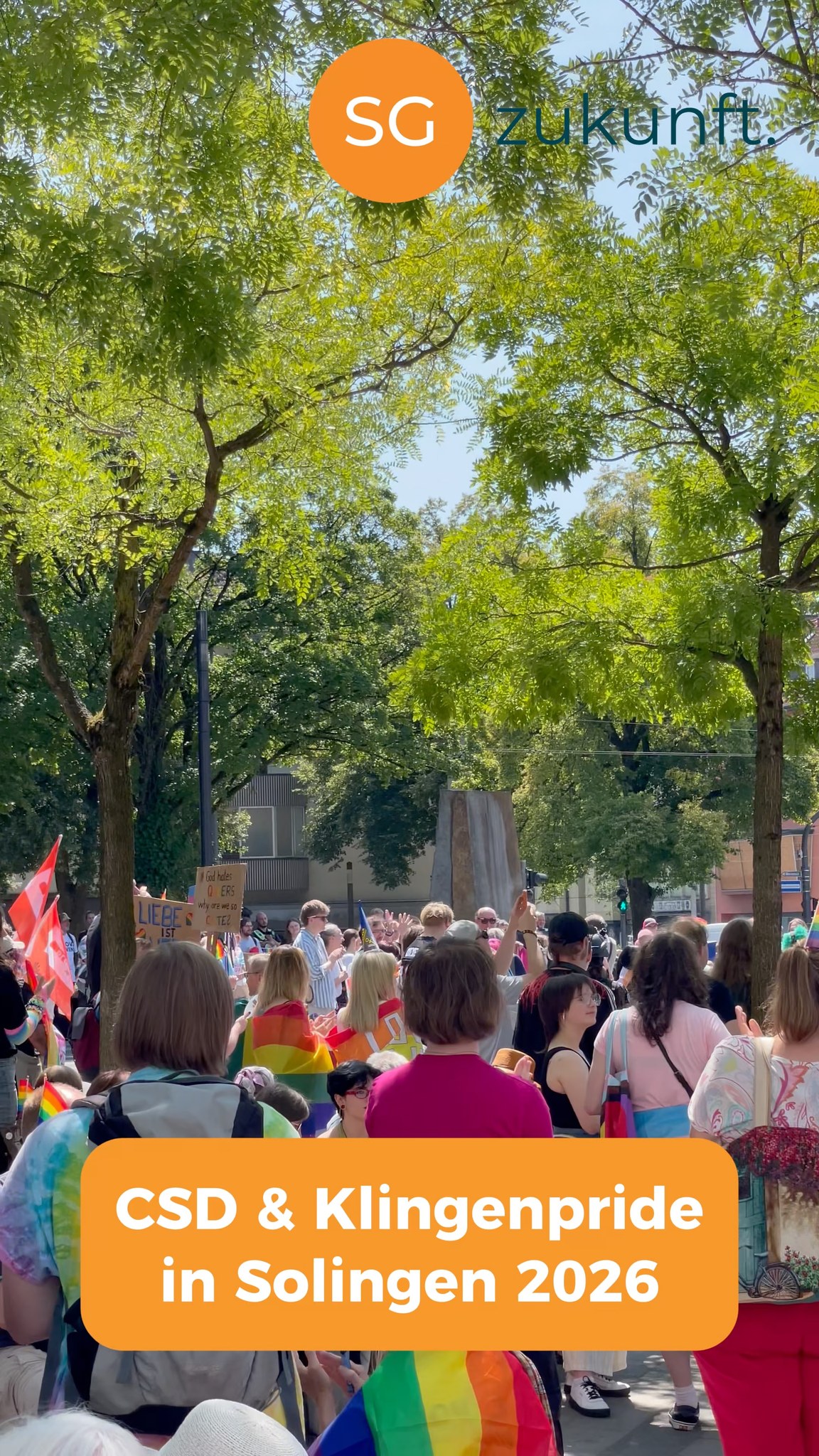 Klingenpride 2026 – Gemeinsam für Vielfalt und Zusammenhalt
Wir waren wieder beim diesjährigen Klingenpride dabei – gemeinsam mit mehreren hundert Menschen auf dem Demonstrationszug vom Rathaus bis in den Südpark. Dort waren wir mit unserem Stand vertreten und haben uns über viele gute Gespräche, Begegnungen und den offenen Austausch gefreut.
Ein herzliches Dankeschön an @klingenpride für die Organisation dieses wichtigen Tages. Der Klingenpride ist ein starkes Zeichen für Vielfalt, Respekt und eine offene Gesellschaft. Werte, die Solingen ausmachen und die wir entschlossen verteidigen.
Mit großer Bestürzung haben wir zugleich auf die Ereignisse in Berlin geblickt. Am Rande des dortigen CSD kam es zu einem mutmaßlich queerfeindlich motivierten Gewaltdelikt (Stand 27.07.26). Unsere Gedanken sind bei den Betroffenen. Hass und Gewalt haben keinen Platz in unserer Gesellschaft.
#LoveAlwaysWins 🌈🧡