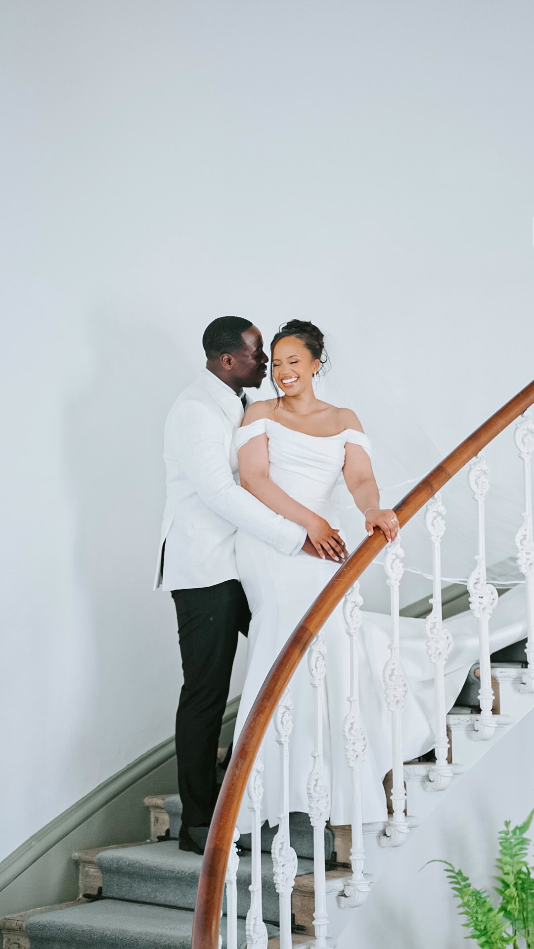 Frank and Shanice. What a day at the beautiful Hawkstone Hall! Wishing you both all the best. 🥂 @shannice_jm @f9anklin
Venue: @hawkstone_hall
Photo: @nicolelamparska.photography
MUA: @zakiyahshani
Hair: @deborahlola
Dress: @tdrbridalbirmingham
Dj : @djdarkozy
MC: @mrtandohmc
Florist: @dsfloralstudio
#hawkstone #hawkstonehall #weddingphotography #whitesuit