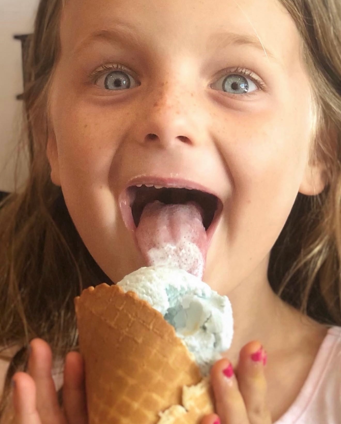 Sweet Summer days are flying by… grab the ones you love, forget the noise and get in your homemade licks 👅. We love seeing you walk through the door. 🫶🏻
This week’s HOMEMADE ice cream flavors include:
Strawberry Shortcake
Cotton Candy
Chocolate Peanut Butter Brownie
Pink Lemonade Sorbet
Vegan Chocolate
Strawberry
Cookies N Cream
Tahitian Vanilla
Pistachio
Good Ole Fashioned Chocolate
Peanutbutterpalooza
Hudson Coffee Crunch
Toasted Coconut
Mint Chocolate Chunk
Brown Sugar Cookie Dough
And more!!!!
Grab the kiddos and come see us until 10pm tonight in North Brunswick (222 Grand Ave), Atlantic Highlands (84 First Ave), Fair Haven (586 River Road), Middletown (1500 Route 35 South), Tinton Falls (1301 Sycamore Ave) Long Branch (444 Ocean Ave N).