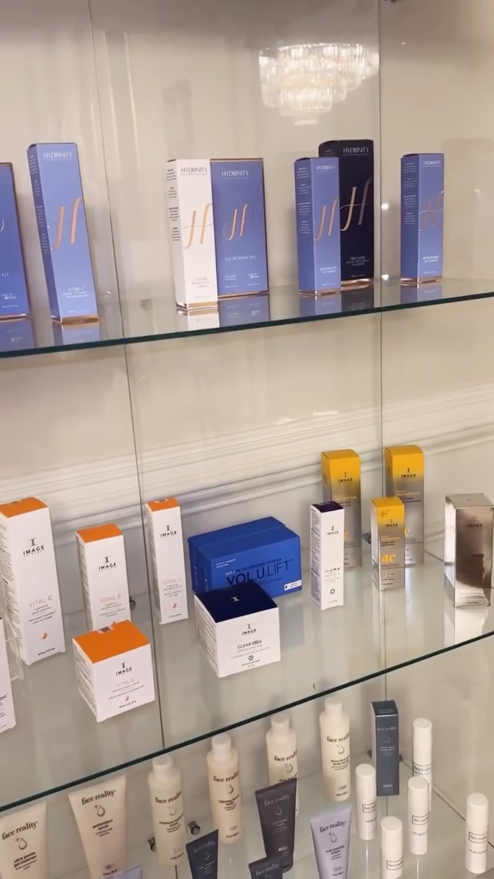 Stocked, shelved, and ready for your routine.🫧 Come shop our complete lineup of medical-grade skincare essentials.
Available in-house:
@epicutis
@facerealityskincare
@skinbetter
@imageskincare
@hydrinity_skincare
@zoskinhealth
@platedskinscience
#MedicalGradeSkincare #SkincareRoutine #SkincareEssentials #SkinGoal #ProfessionalSkincare