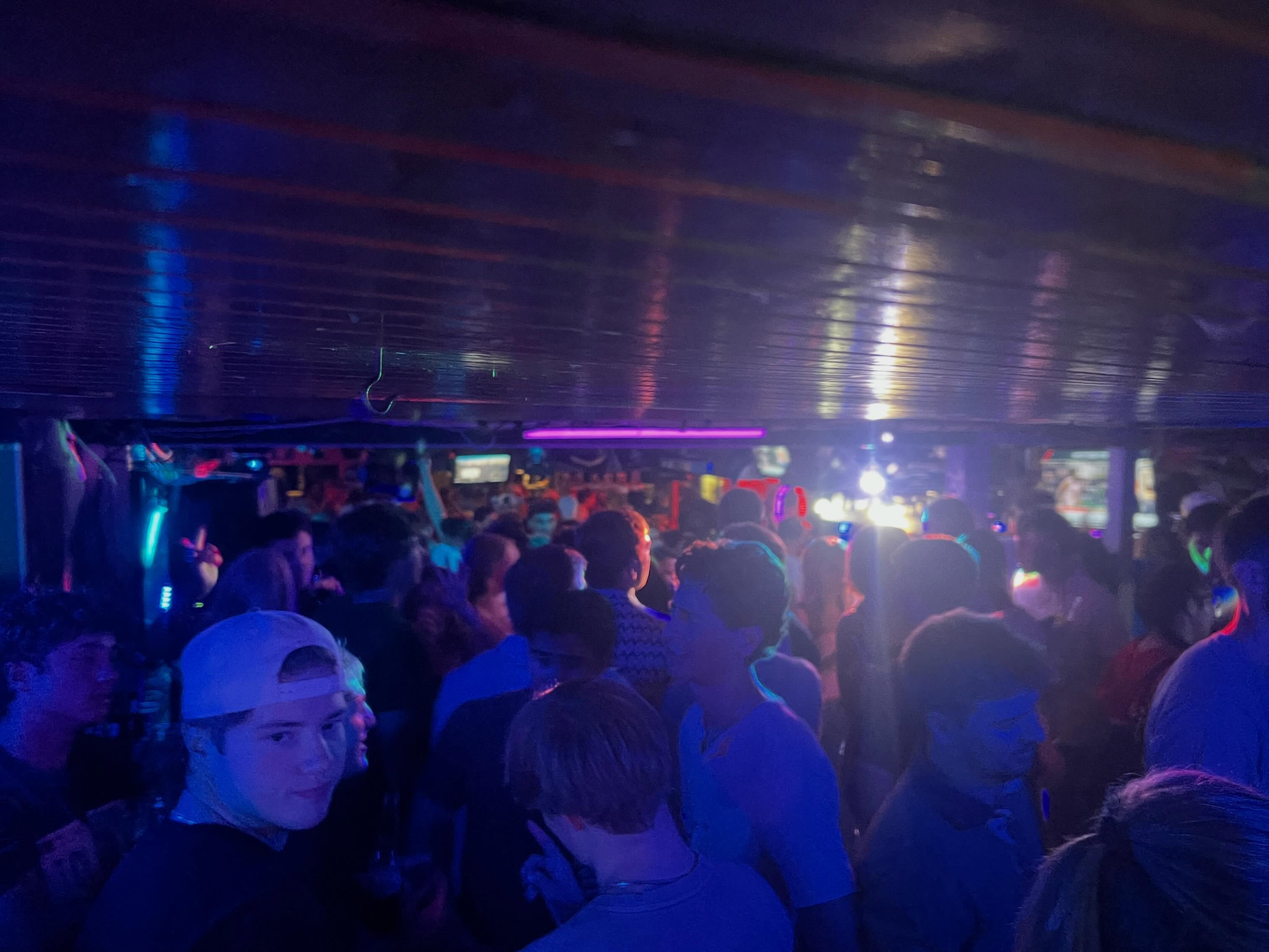 Christie’s and Painted Pony weekend, 2 pics which sum up packed dance floors! #allwedoisepic