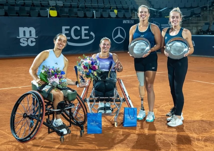 Wheelchair tennis at the @hamburgopen π©πͺ
It was a pleasure teaming up with @ksenia_chasteau this week. Our first tournament together, a couple of great wins and our first final as a team πͺπΌπΎ
A huge thank you to @grenzenlos.tennis for everything youβre doing to keep pushing wheelchair tennis forward and creating more opportunities for everyone ππΌ
#wta250 #wheelchairtennis