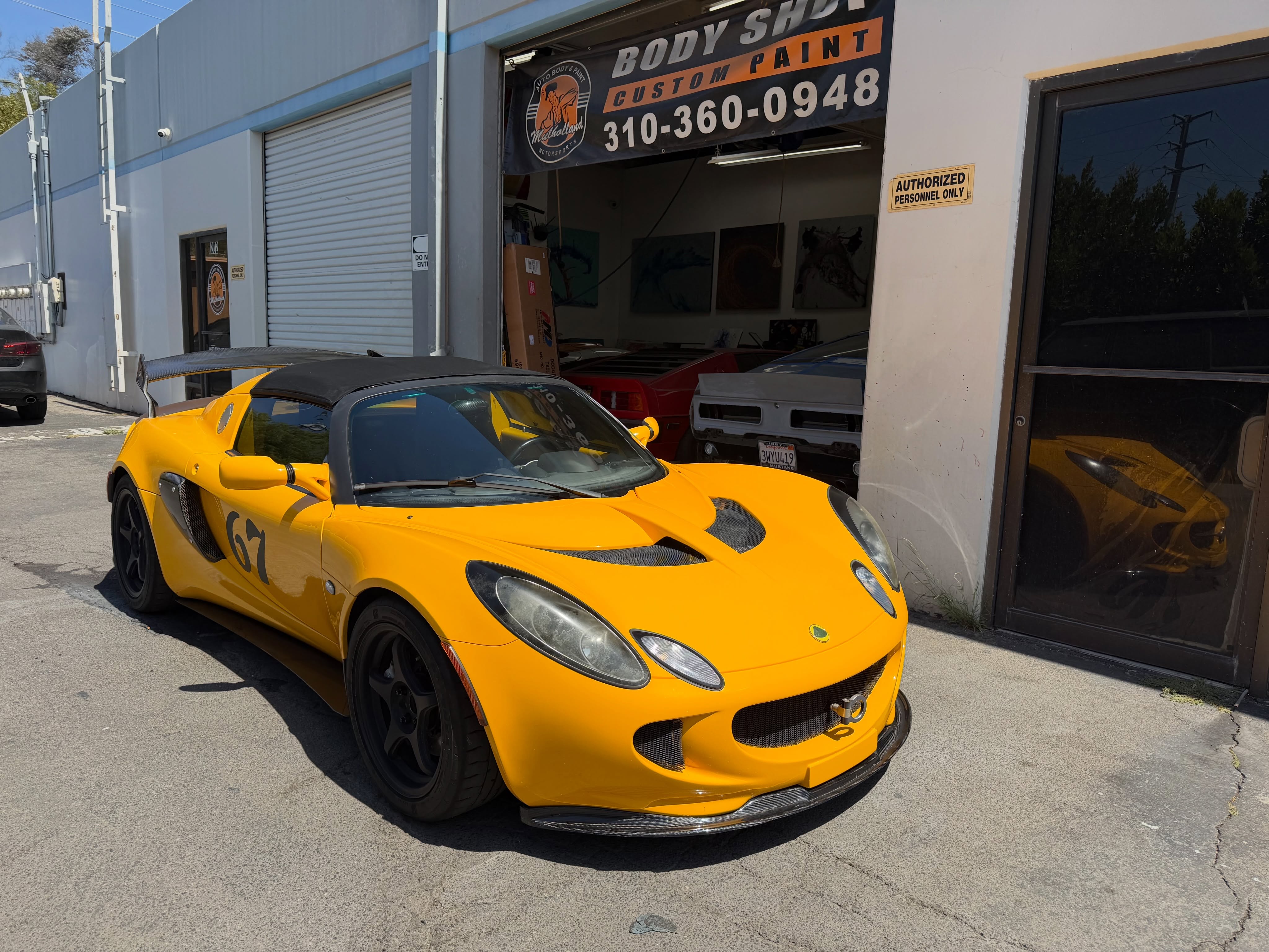 Thank you for your support Todd.
#lotus #lotuselise #autobodypaint #newburypark #mulhollandmotorsports