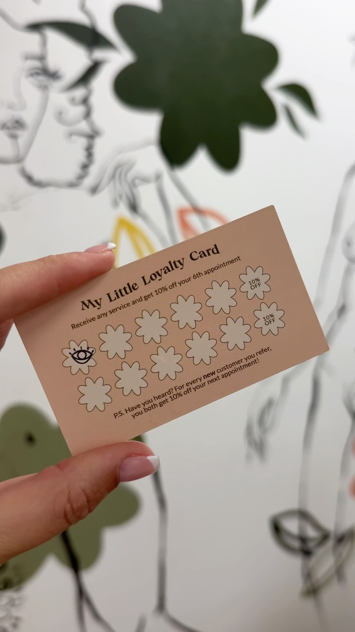✨Consider this your reminder to bring in your loyalty card to your next appointment ✨
#losangelessalon #losangeleslashes #losangelesbrows #losangelespmu #losangelesnails