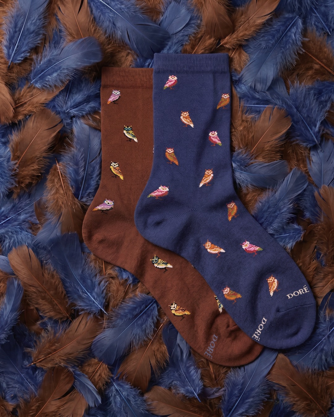 Chaque motif raconte une histoire.
La chouette, symbole de sagesse silencieuse.🦉
Le chien, fidélité éternelle.🐶
Un bas pour femme qui ne passe pas inaperçu.
#doredore#fashionthings