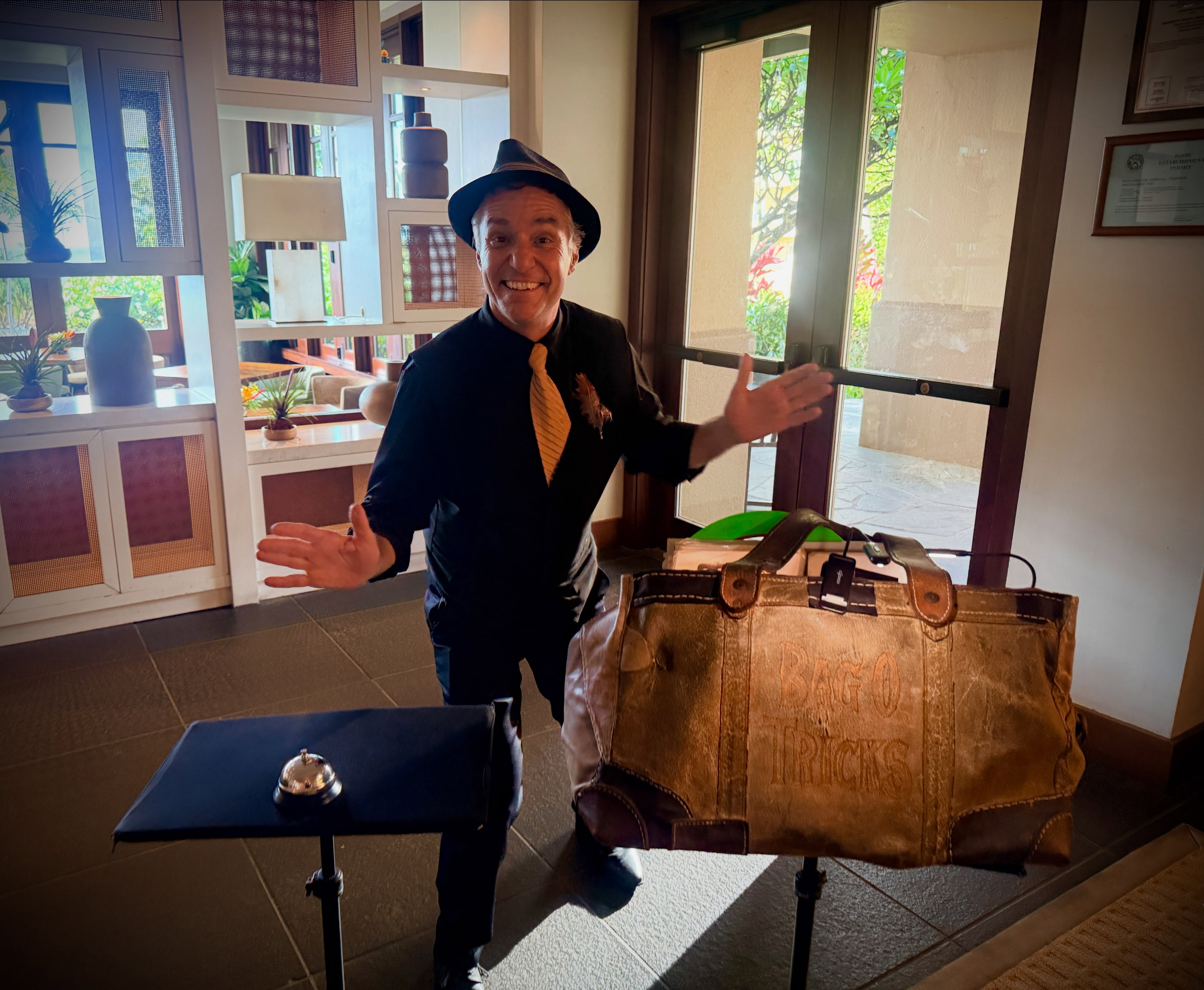 Had a fancypants gig the other night at the Ritz. They bought out the entire hotel! They had security at the door instead of bellmen. It was a lil’ awkward! You don’t have to buy the Ritz out to see my Magic though… just come to Mulligan’s tonight! Or any Thursday!