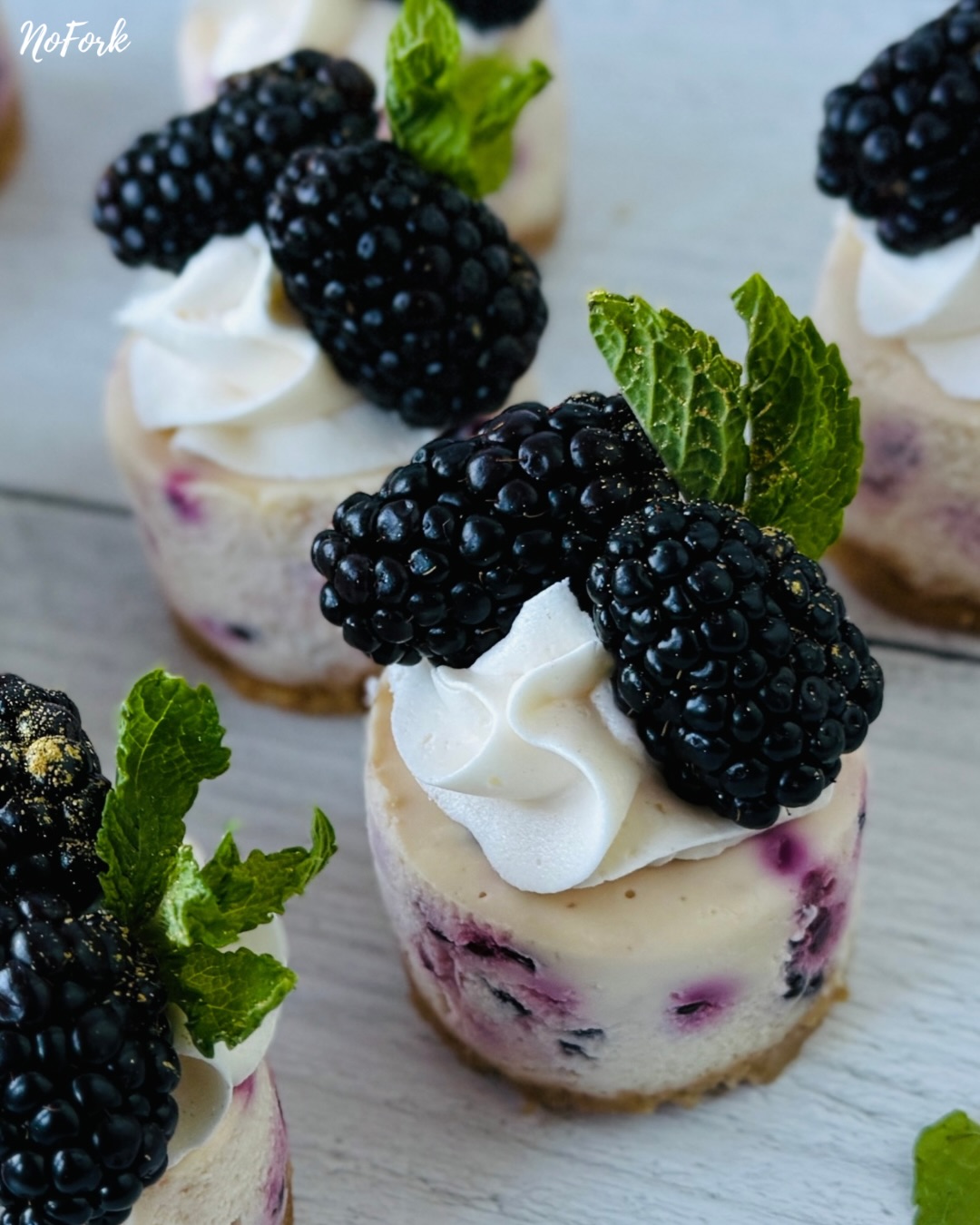 PSA REMINDER…we do more than just royal icing sugar cookies 😂
Big thank you to our customers this month with all the mini cheesecake orders, they’re our fav!❤️🫶🏼
#nofork #celebratingmadeeasy #eatwithyourhands #noutensilsrequired #custombakery