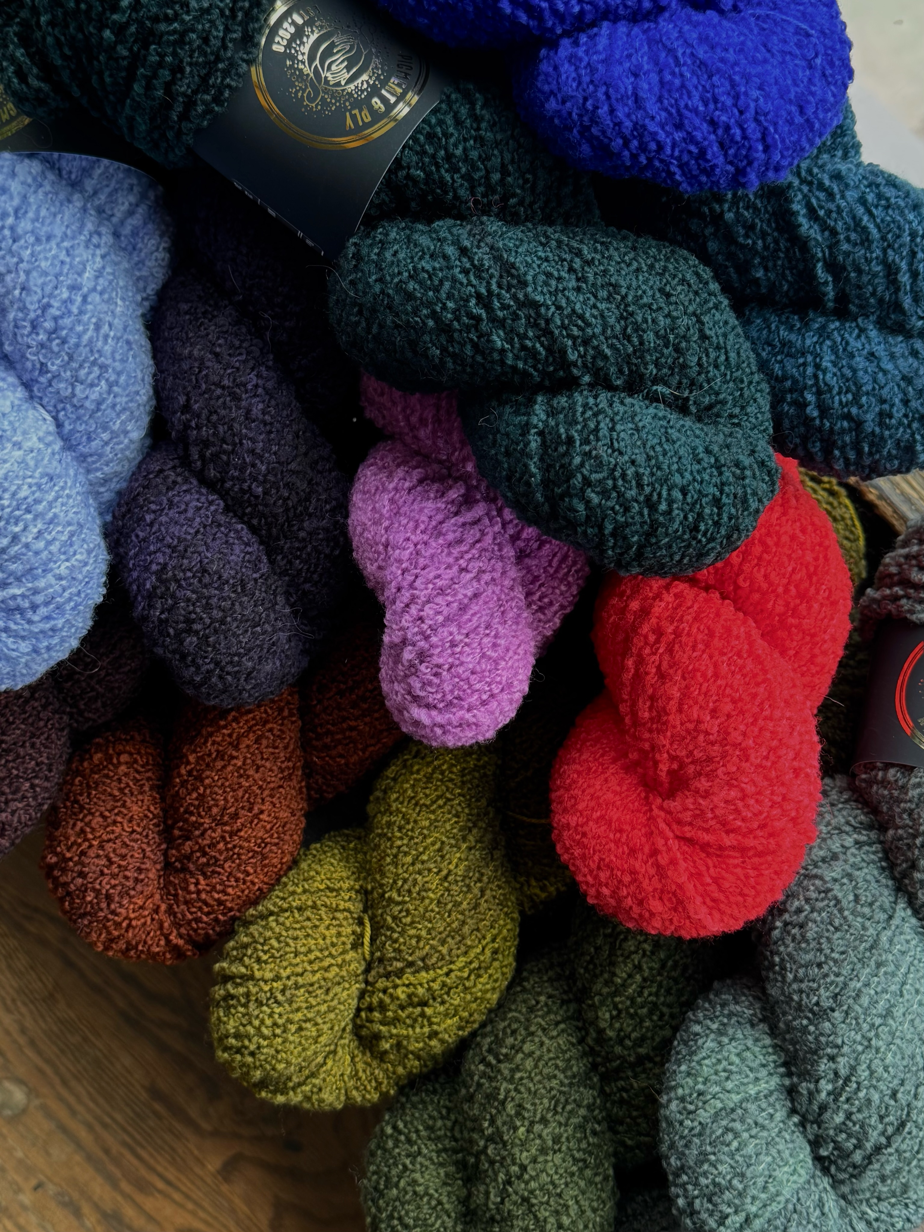 Superwash bases! ✨
At @flockfiberfestival I will be bringing some my most loved and versatile bases!
These are:
Boucle DK - 100% SW Merino
SWM DK - 100% SW Merino
75/25 Sock - 75% SW Merino 25% Nylon
SWM Sock - 100% SW Merino
Silky Sock - 80% SW Merino 20% Silk