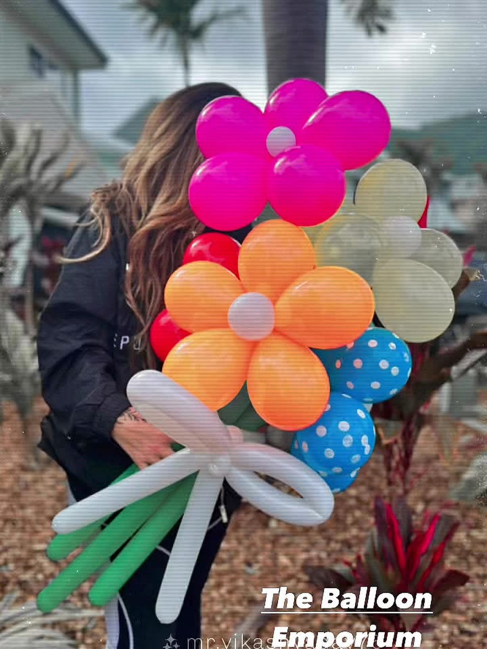 We Decorate. You Celebrate
The Balloon Emporium
Airlie Beach
#theballoonemporium #birthday #hens #surprise #love