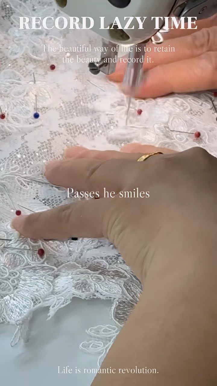 🤍🤍🤍
Every bespoke gown begins with a conversation.
Designed with intention. Refined through countless details. Finished by hand.
Because true luxury isn’t about making more—it’s about making one, beautifully.
Every stitch carries our craftsmanship.
Every gown carries our best wishes.
Created for your forever. ✨
#weddingdress #joysbridal #melbournebridalshop #melbournebridal #custommadedress