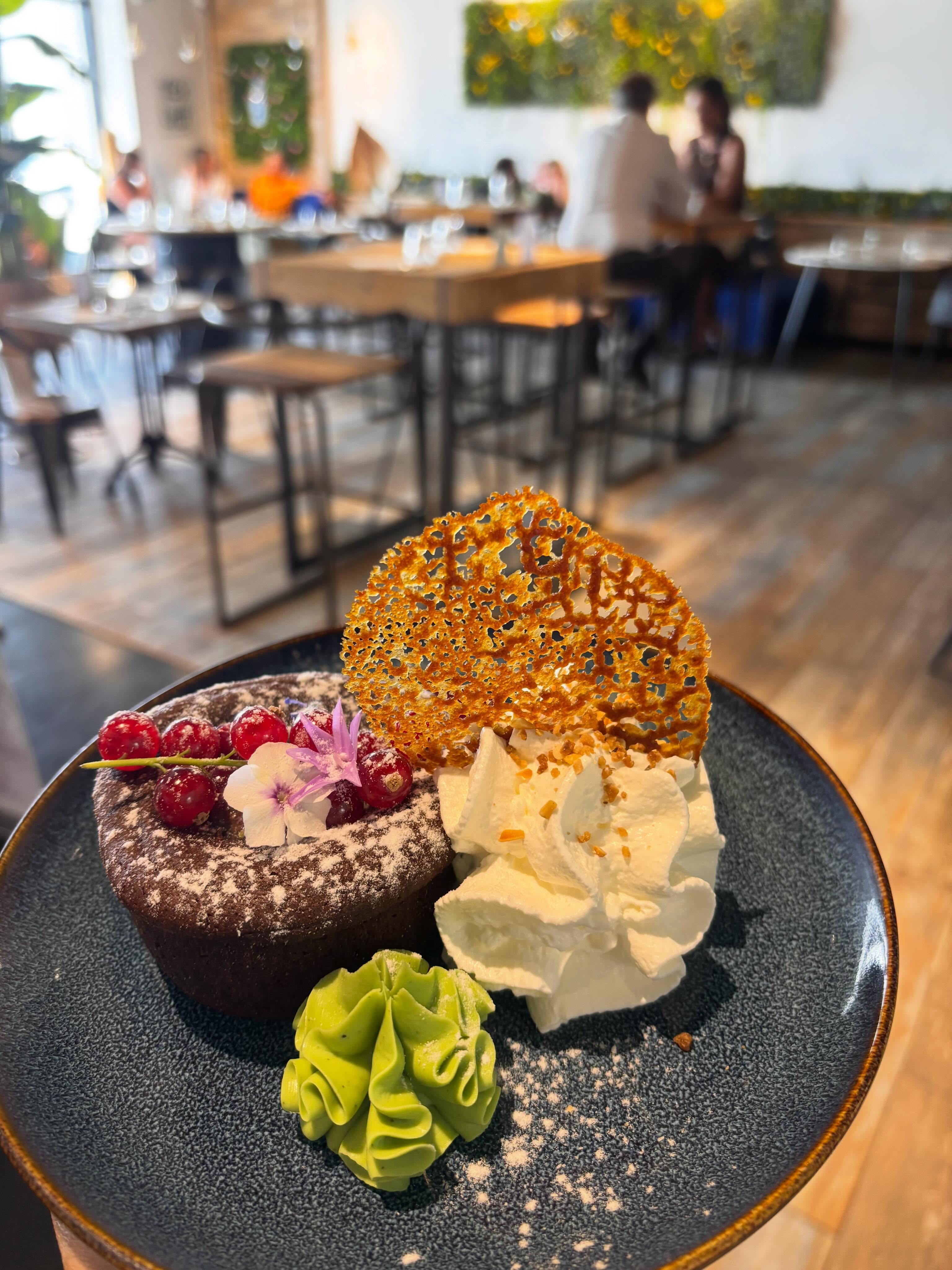 Vous avez jusqu’à à la fin de la semaine pour venir déguster cette merveille, après nous serons en vacances!
Disponible sur place ou à emporter du lundi au vendredi de 7h30 à 14h30.
#fondantauchocolat #coeurcoulant #faitmaison