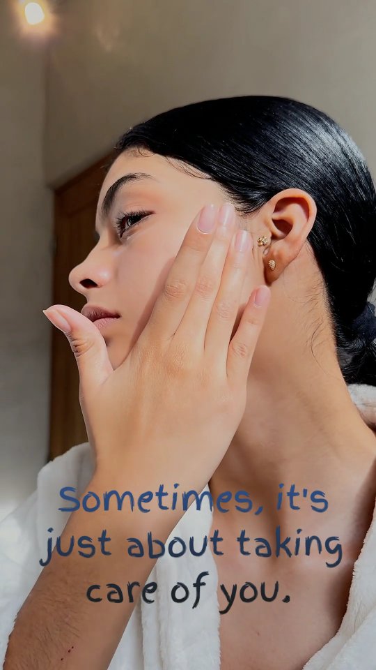 The world can wait. #amaltaskin #slowbeauty #skincareritual #selfcaremoments #indianskin