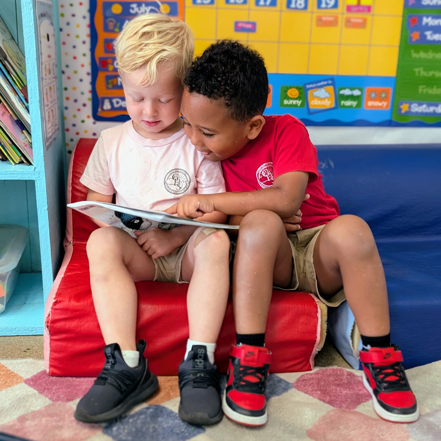 Heads up, GHS community! The 2026-2027 school year begins exactly one month from today. Don't forget that all students, from toddler through 12th grade, are required to engage in summer learning/reading activities. You can find more information here: https://www.giffthillschool.org/summer-resources
#backtoschool #summerlearning #readingisfun