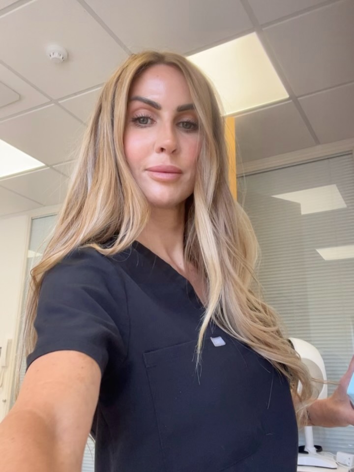 @lumipro_uk sending me LOVE 🤍 what more can I say?!
Polynucleotide LUMI PN 🐟 face is a MUST
LUMI PRO eyes great for darkness and skin condition
LUMI PRO lips 👄 give them what they need!
LUMI PRO face 💦💦
R x