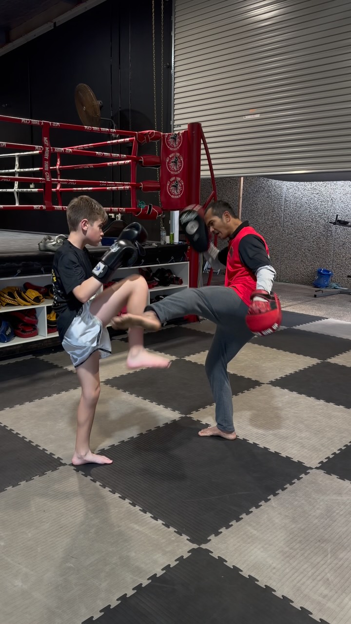 Every session builds confidence, disciple, respect, and heart. This warrior shows up day in and day out 🔥 🥊
#muaythai #muaythaikids #muaythaitraining #mspmuaythaigym