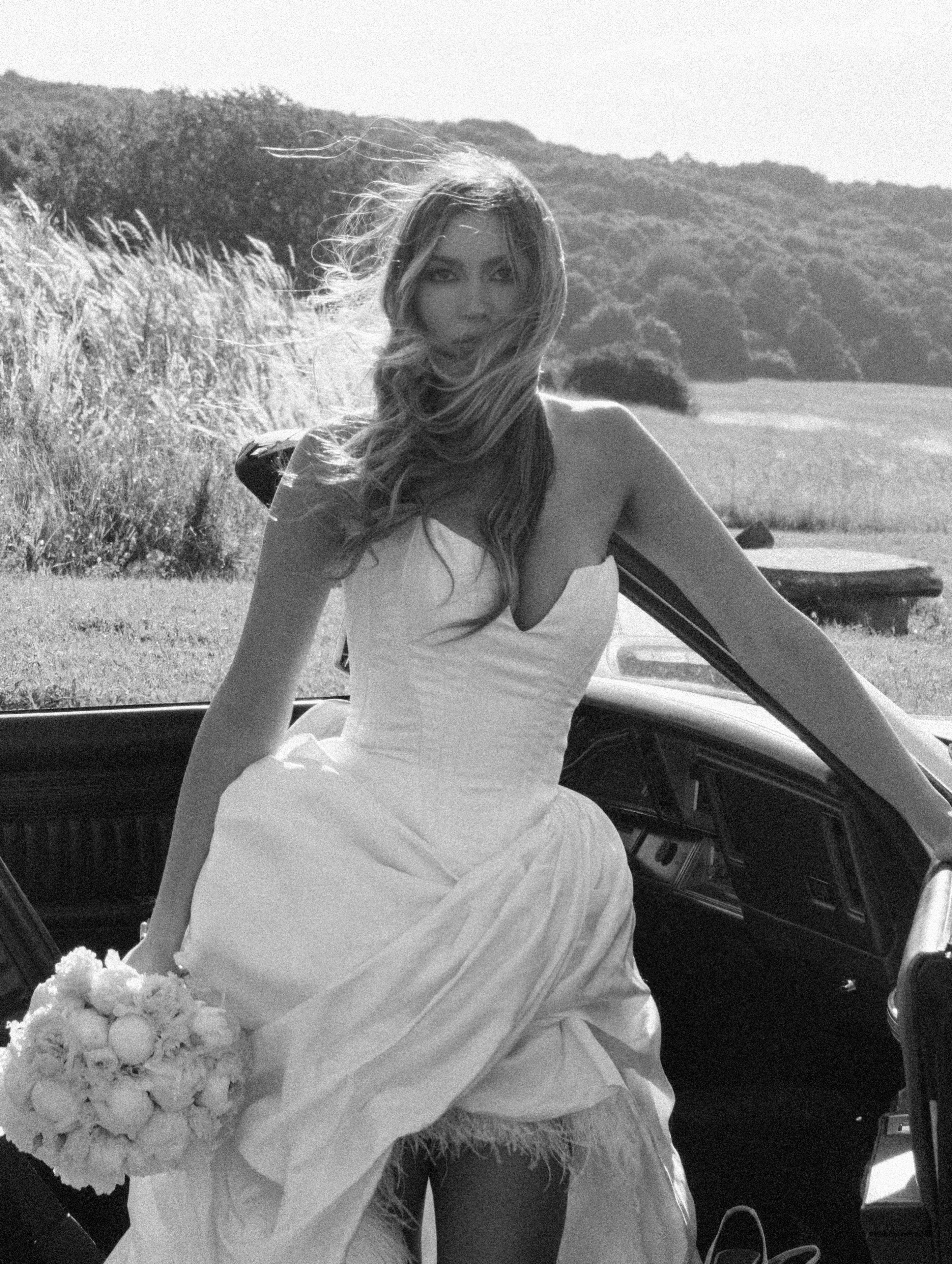Love a black and white moment
@mariaabob @kunandrei
Planning @getaungurean @daniela.marian @alexandramandru18
Venue @thebarncluj
Florals & decor @vowevents
Dress @the_bride_by_oana_lupas
Suit @tudortailor
Makeup @hallogeorgiana
Tent @upeventcluj
Video @momentum.stories
Social @atu.visuals
Cake @s_m_a_f_i
Sound @oneentertainment.ro
Car @ride_lebaron
Fireworks @pyroartcluj