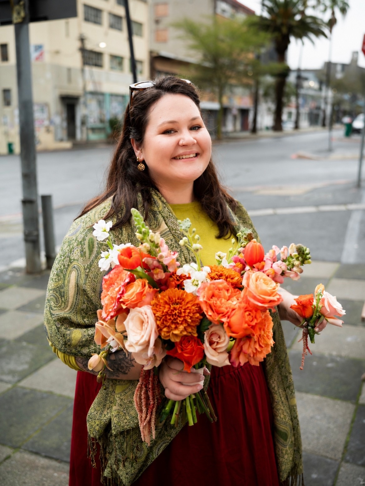 Time to meet me again.
You can look at me as that one wedding vendor who is genuinely here for you.
I have a bigger love for flowers than I do for money. Don’t get me wrong, I still run my business like a badass, but my heart is huge and I really am here to help you.
I love giving couples the power of flowers on their wedding day because there is very little a really good floral design can’t fix.
We’re based in Durbanville but travel all over the Western Cape, and more often than not, you’ll find my beautiful photographer husband lifting a crate or two, taking photos of my work and generally getting roped into whatever needs doing.
Then there’s my very talkative five-year-old, who has been known to spray flowers with flower food and proudly call herself part of the team.
And, of course, the amazing women who work alongside me and help make the whole thing happen.
It’s not just me. It’s a little floral family, and I wouldn’t have it any other way.
2027 brides, come flower with us.
I’d absolutely love to be part of your day. 🌸
#2027bride #weddingflorist #weddingflowers #capetownweddings #westerncapeweddings
Images by my best - @mindsuntamed_photography