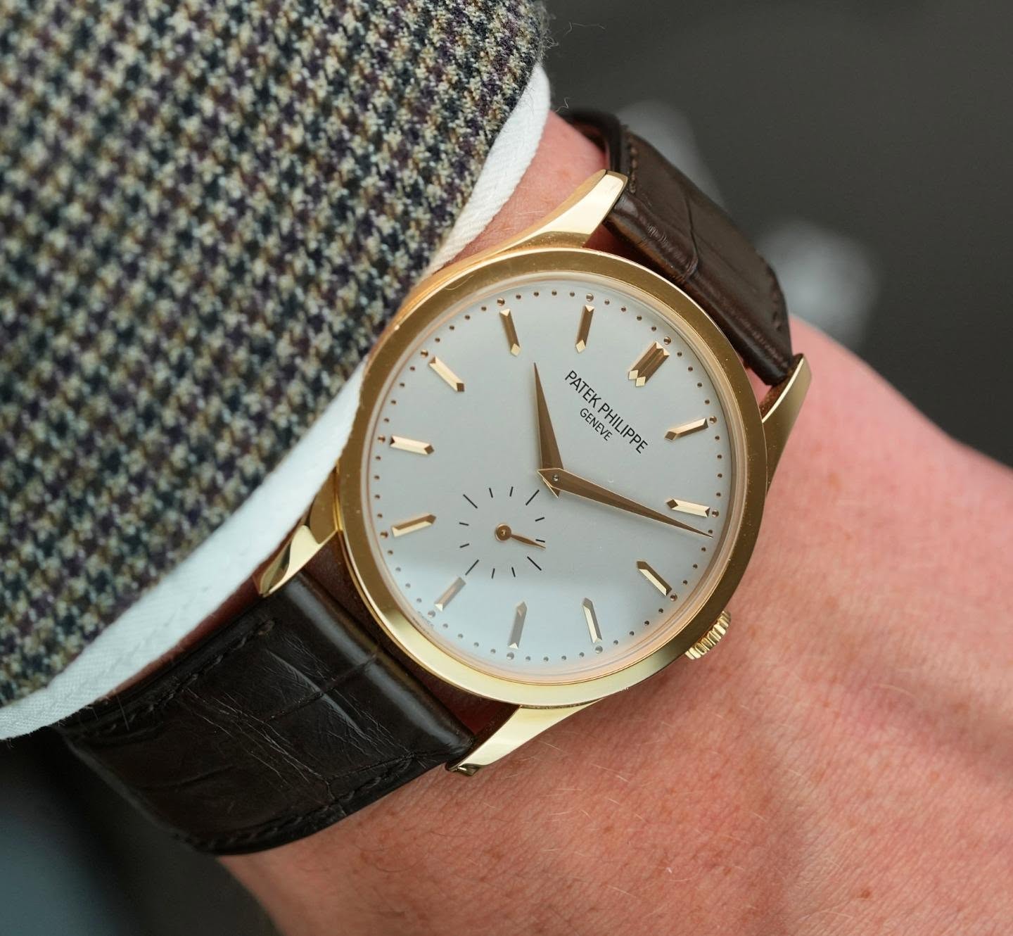 Patek Philippe Calatrava
⌚️ Ref. 5196R
⌚️ Rose gold
⌚️ Full set
⌚️ Year: 2017
⌚️ Diameter: 37mm
#patekphilippe #patek #calatrava #watch
