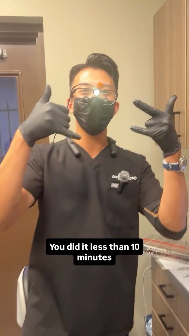 If you have 10 minutes to scroll on Instagram, you have 10 minutes to get an implant!
3D guided surgery implants makes things easier, more accurate, safer and faster. This process prevents us from hitting vital structures such as your nerve. The less time we’re working in your mouth, the faster and more comfortable the healing process!
#orlandodentist #dentalimplant #3dguidedsurgery