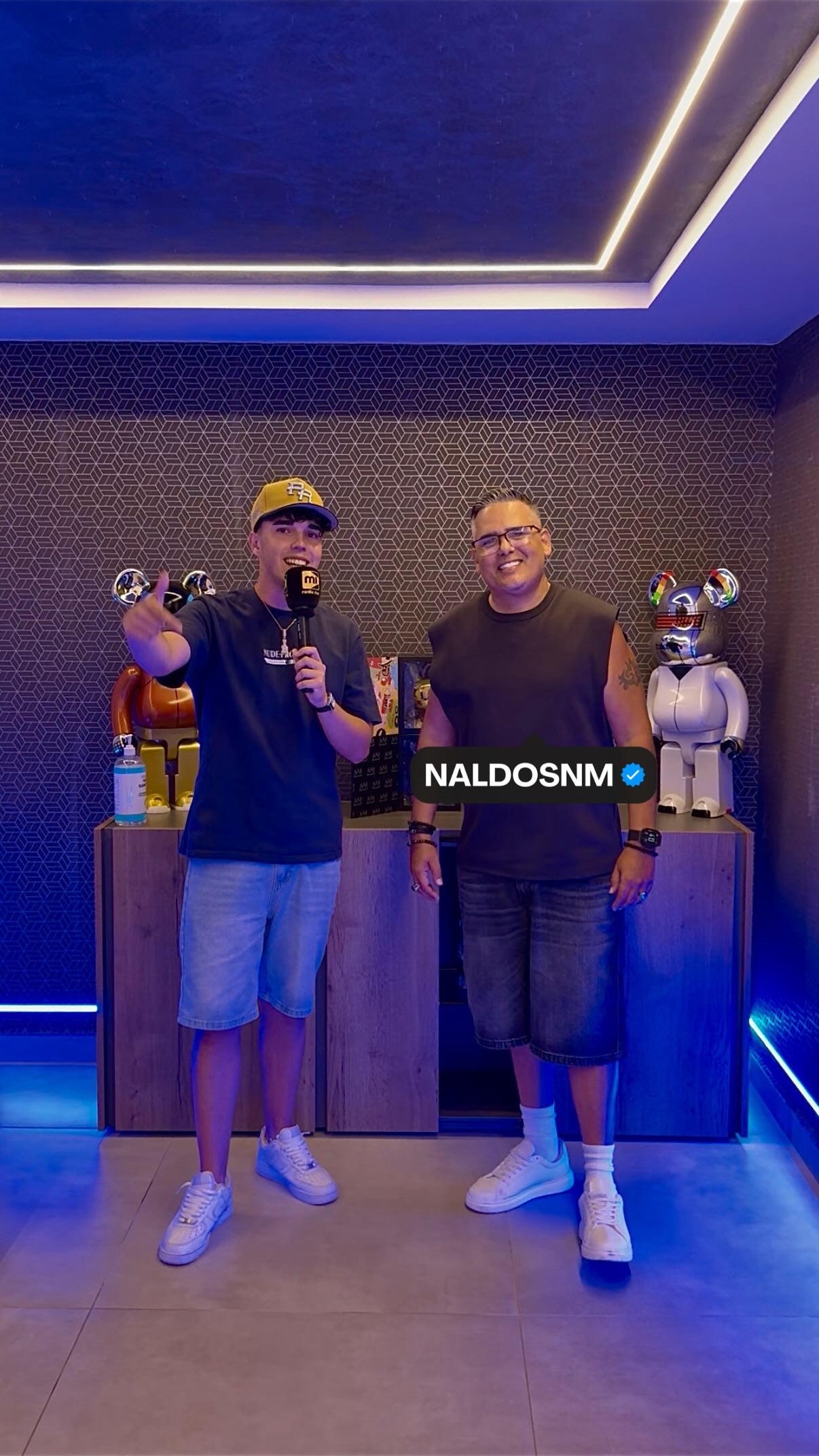 CHARALNDO desde 🇵🇷 con @naldosnm
Naldo, uno de los pioneros del género urbano nos recibe en su estudio en exclusiva para MI RADIO FM 📻
🎤: @ianballesteer