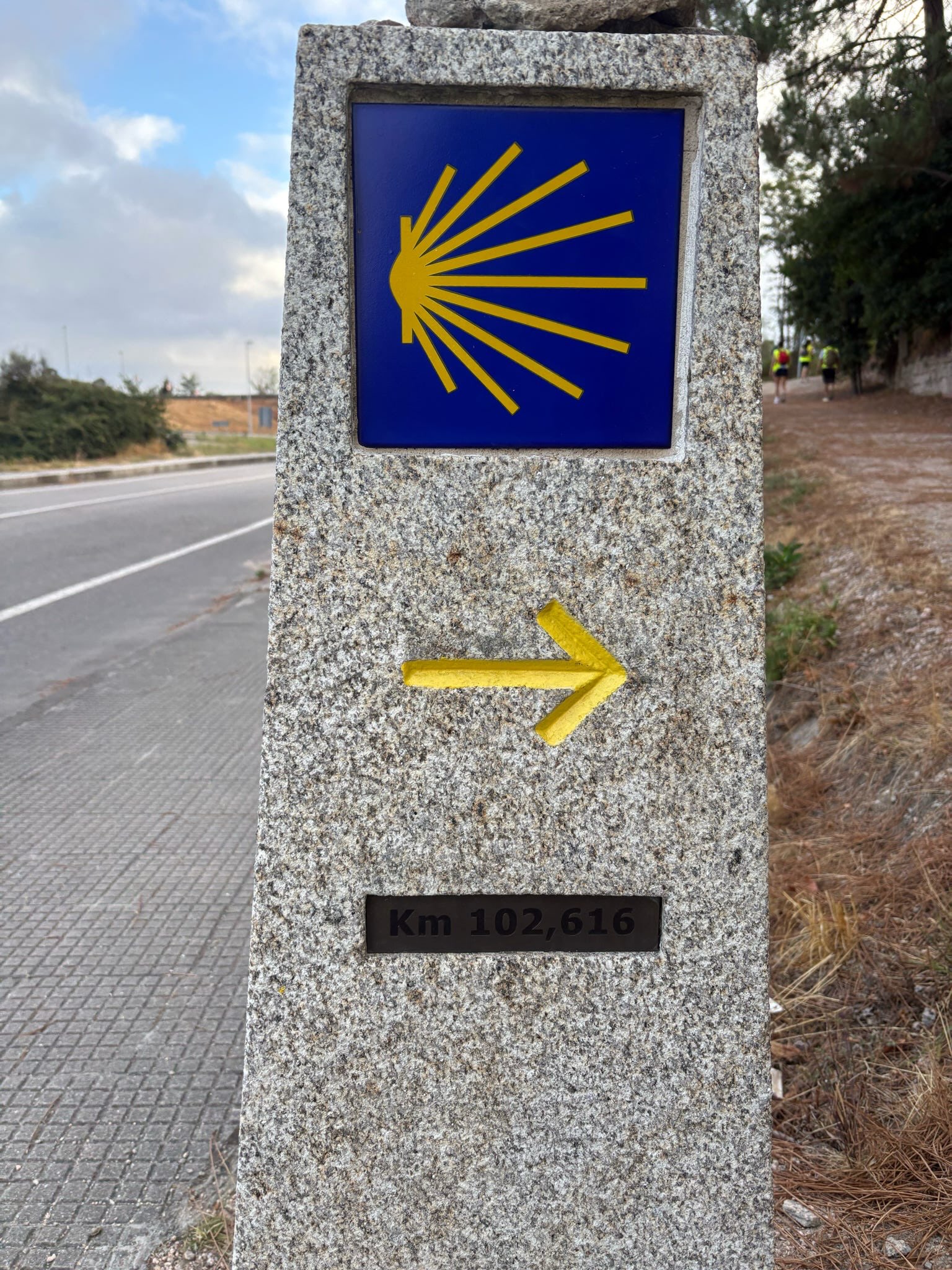 Dia 1: “Pára de esperar, chegou a hora”
1.ª Etapa: Porriño-Arcade (23,1 km)
O tempo não espera por ti, VIVE ❤️💙