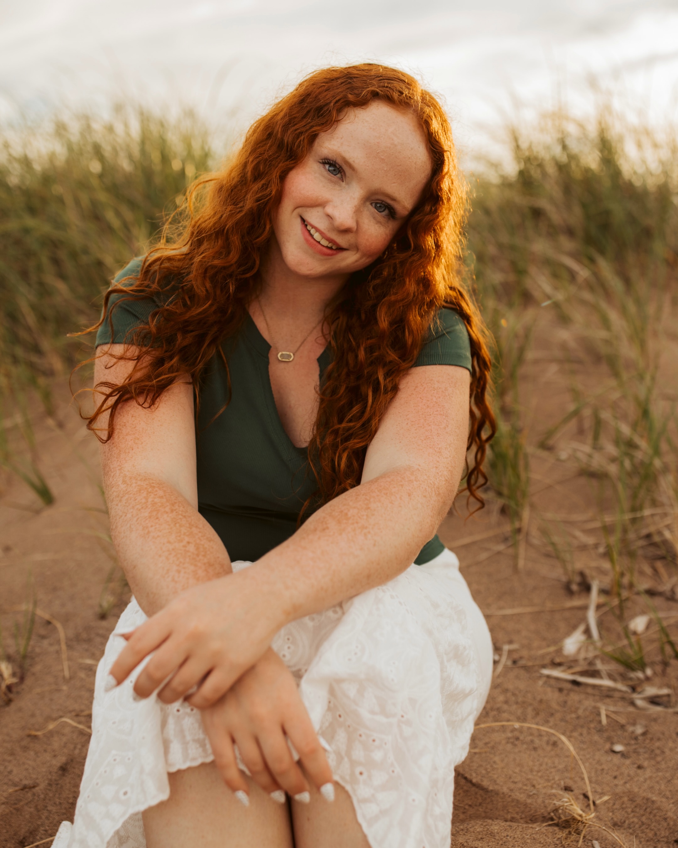 Senior pics with Aleah ✨🌞🌊💖🥰
This girl is SO much fun to hang out with!!! I was seriously so excited when we decided to do a Duluth session, and it could not have been more perfect. 🥹
She matched every single outfit PERFECTLY to each location, and I honestly had so much fun the entire session — especially running around on the beach with her. 🌊☀️ It genuinely felt like we had known each other forever!!!
Aleah is seriously so photogenic and has ALLLL the energy in the world, which made my job way too easy. 😆💗
I hope you have the absolute BEST senior year, sweet girl!!! 🥹✨💐